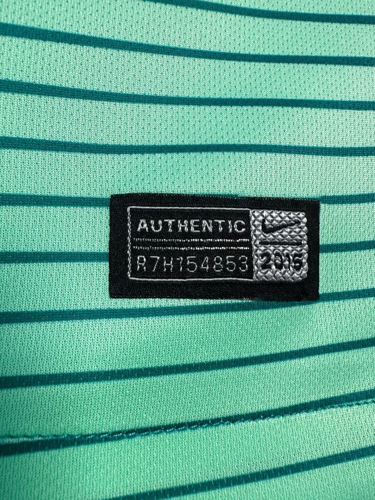 2016-17 Barcelona Second Away Retro Jersey view 9