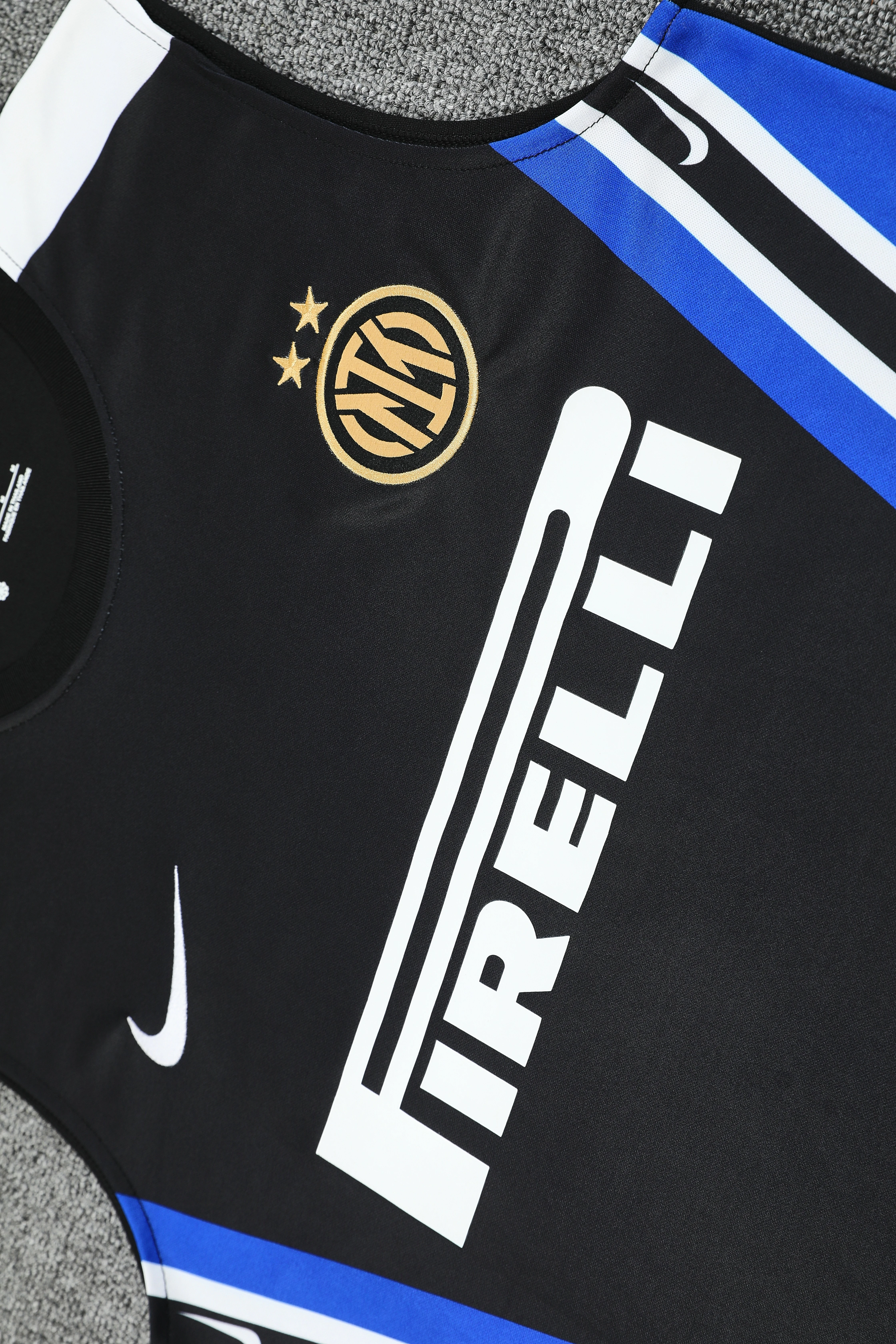 2025-26 Inter Milan Training Vest view 4