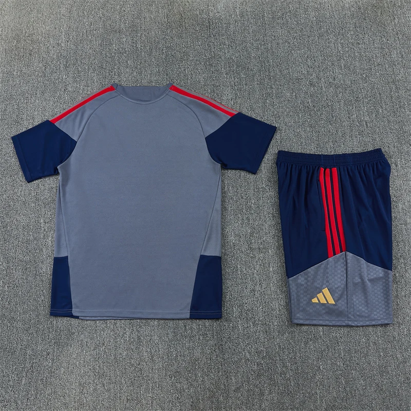 2026-27 Bayern Munich Dark Grey Short-Sleeve Training Jersey view 15