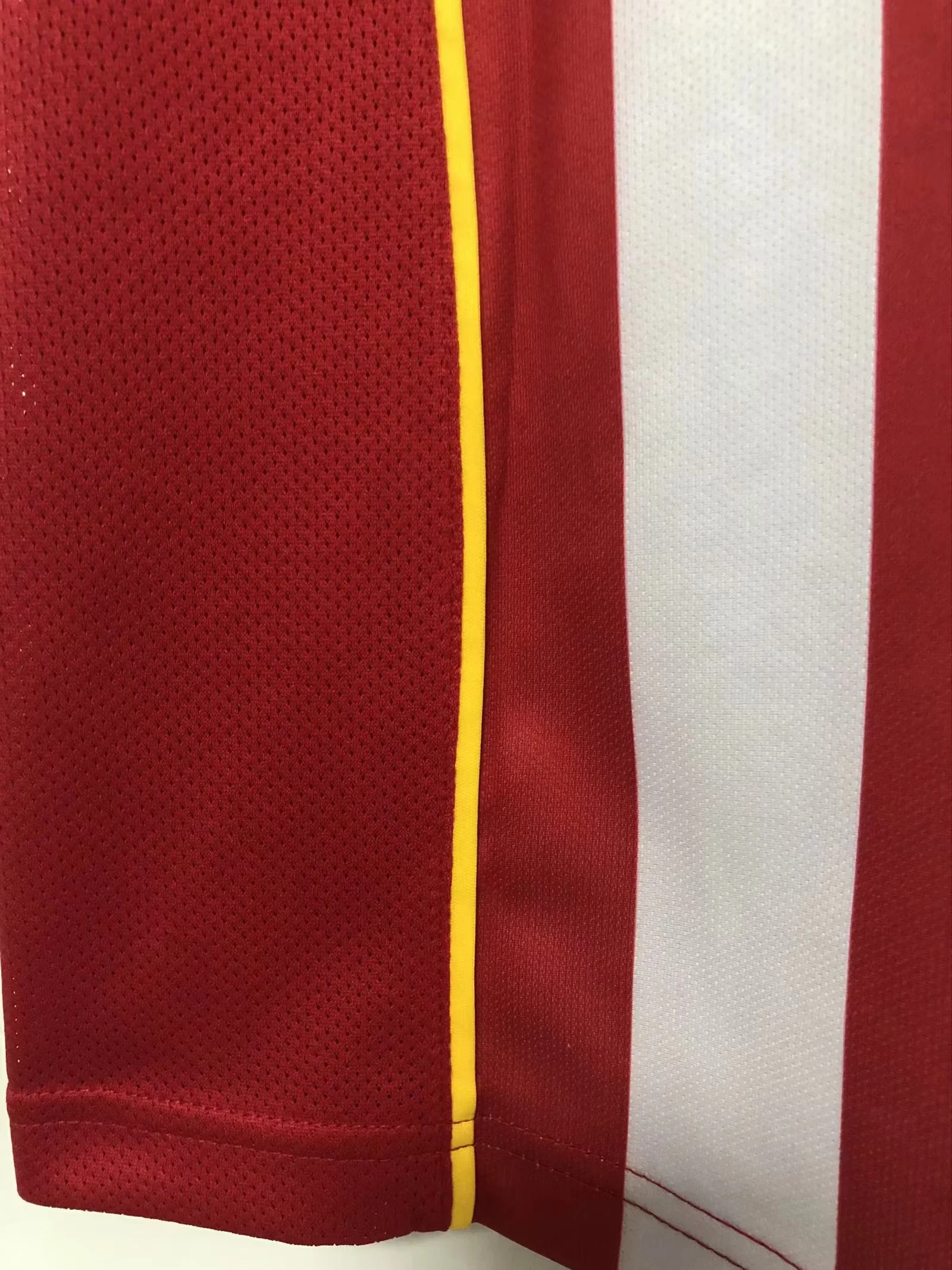 2004-05 Atletico Madrid Home Retro Jersey view 3
