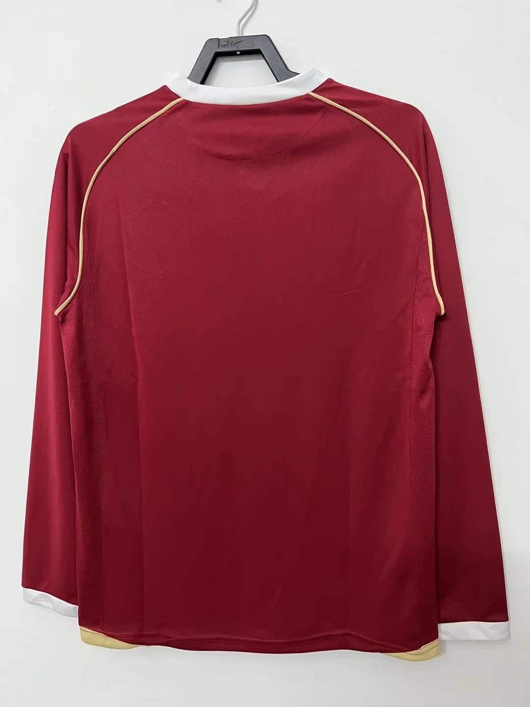 2006-07 Manchester United Home Long Sleeve Retro Shirt view 2