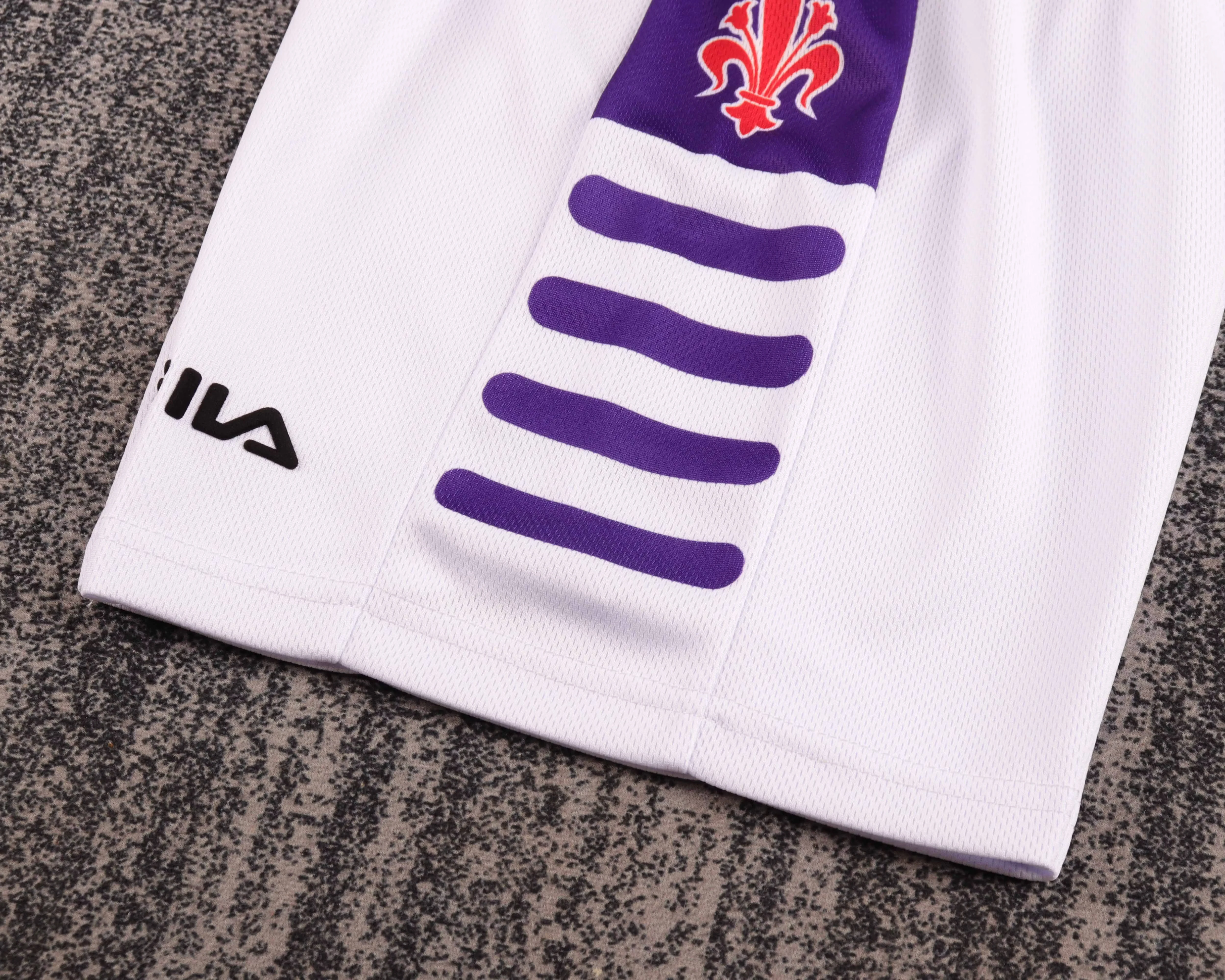1998-99 Fiorentina Away Vintage Shirt - Kids view 6