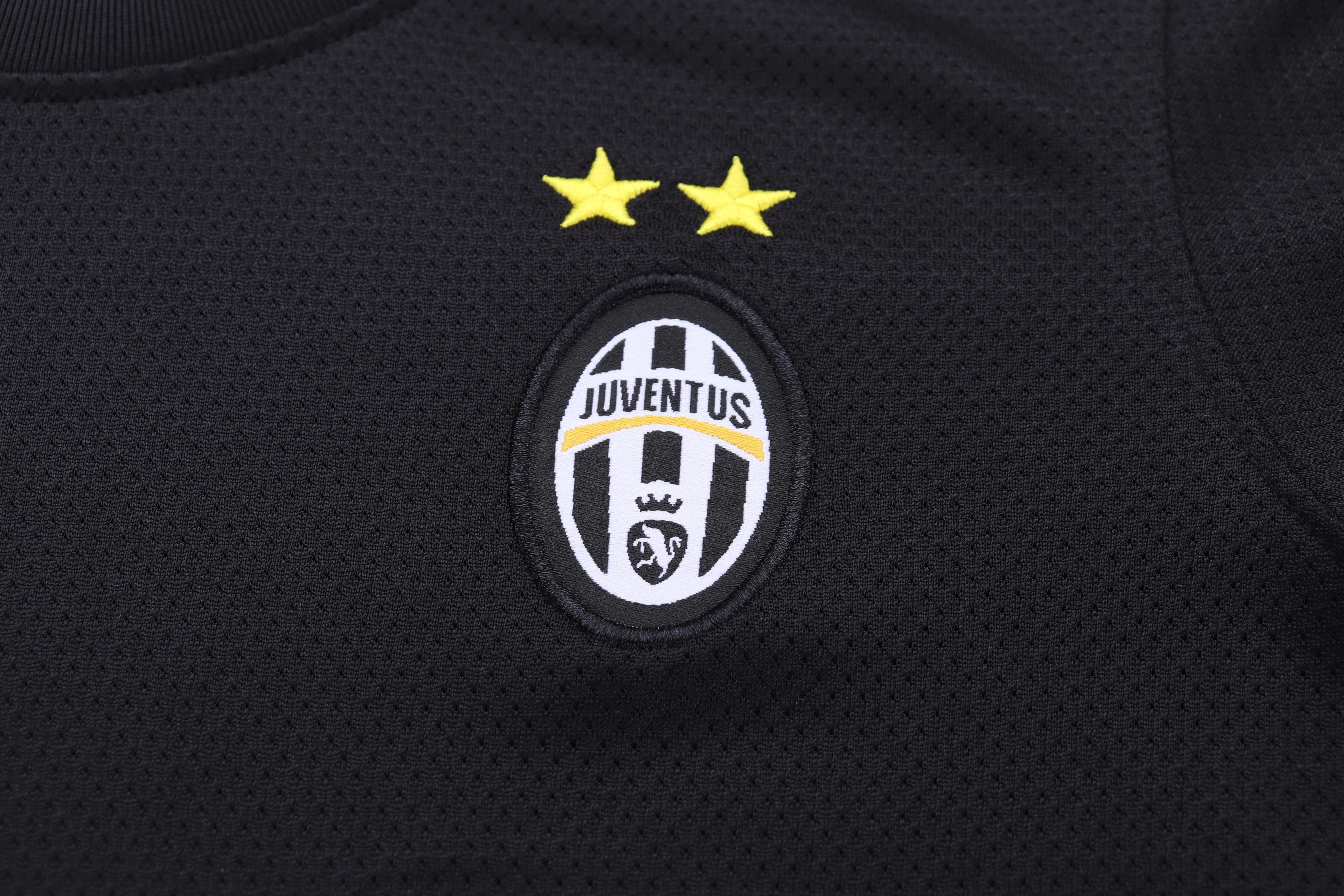 2012-13 Juventus Away Retro Jersey - Children's view 8