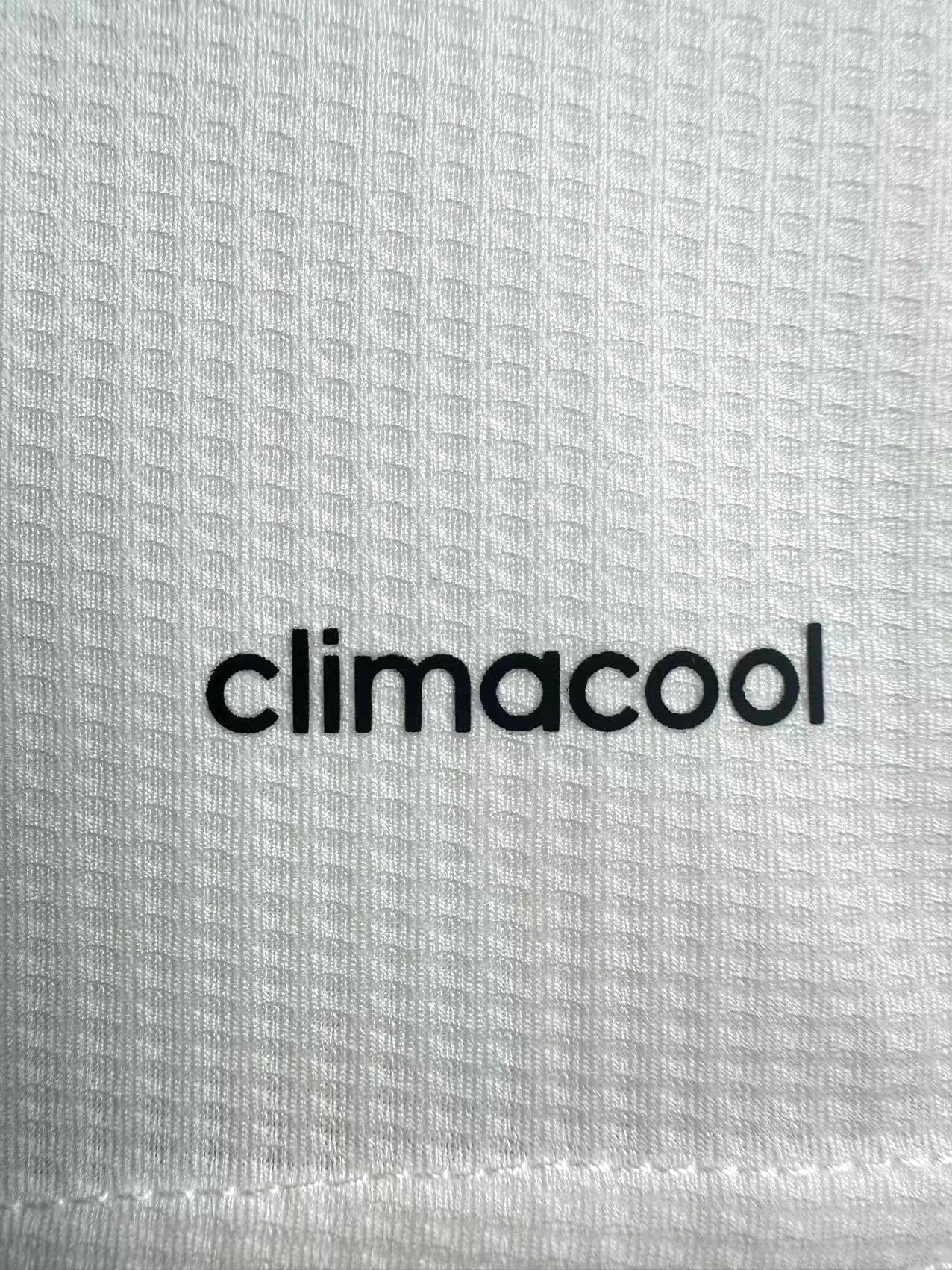 2015-16 Real Madrid Home Retro Jersey view 3