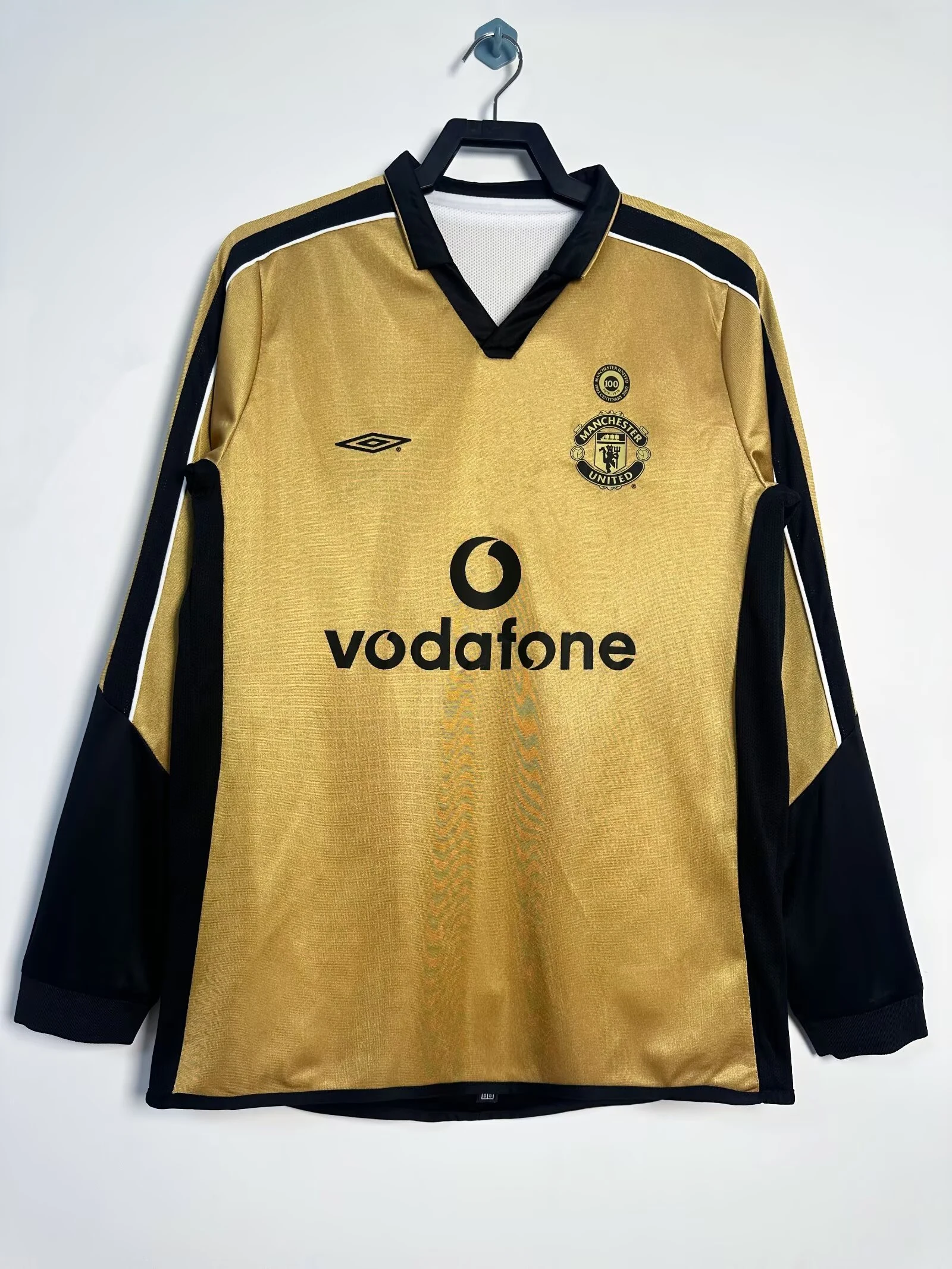 2007-08 Manchester United Reversible Centenary Retro Long-Sleeve Jersey view 4