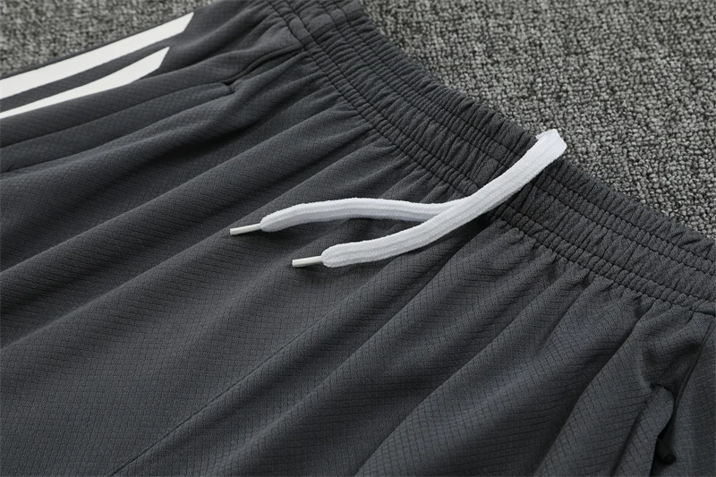 2025-26 Arsenal Red Short-Sleeve Training Jersey view 5
