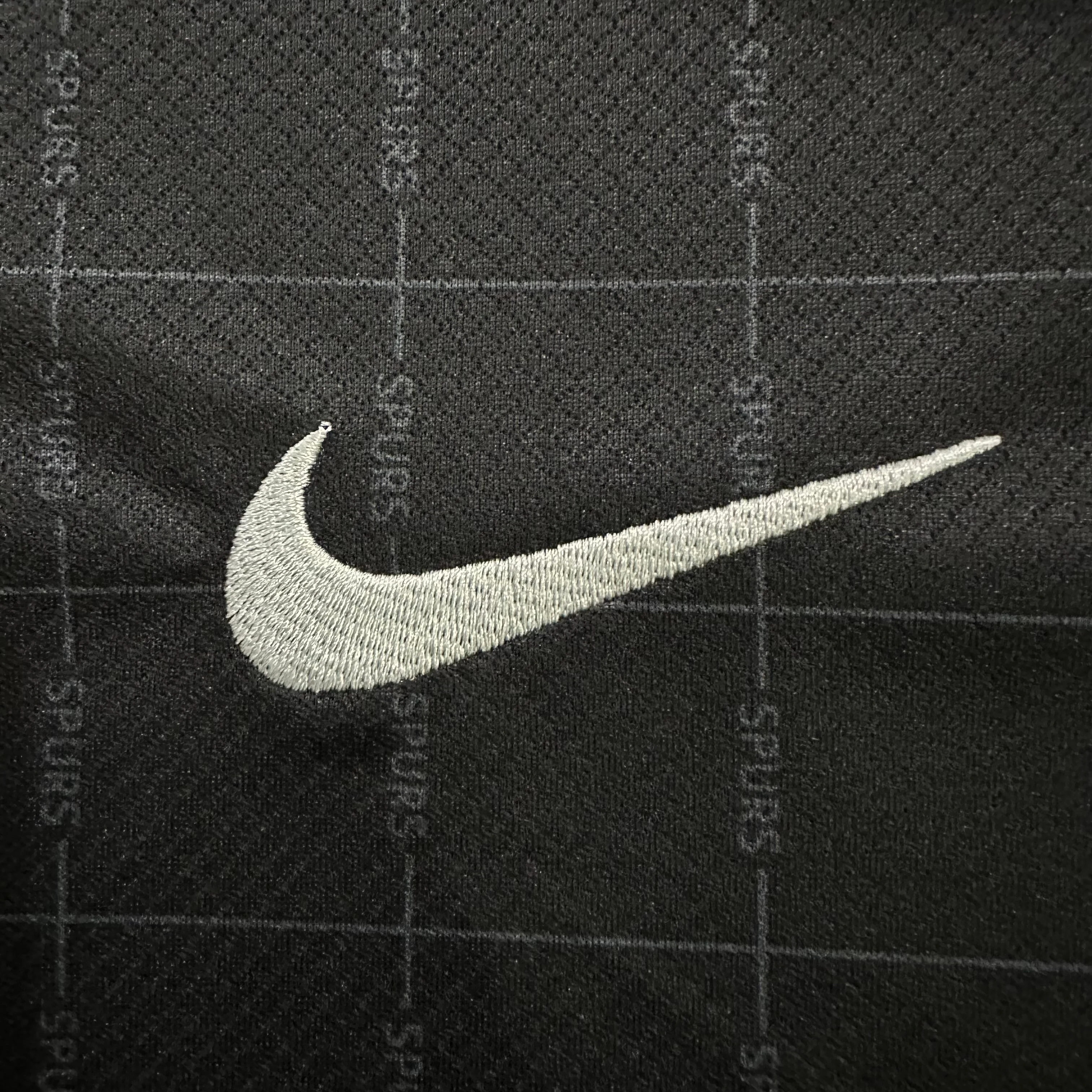 2025-26 Tottenham Hotspur Away Kit view 8