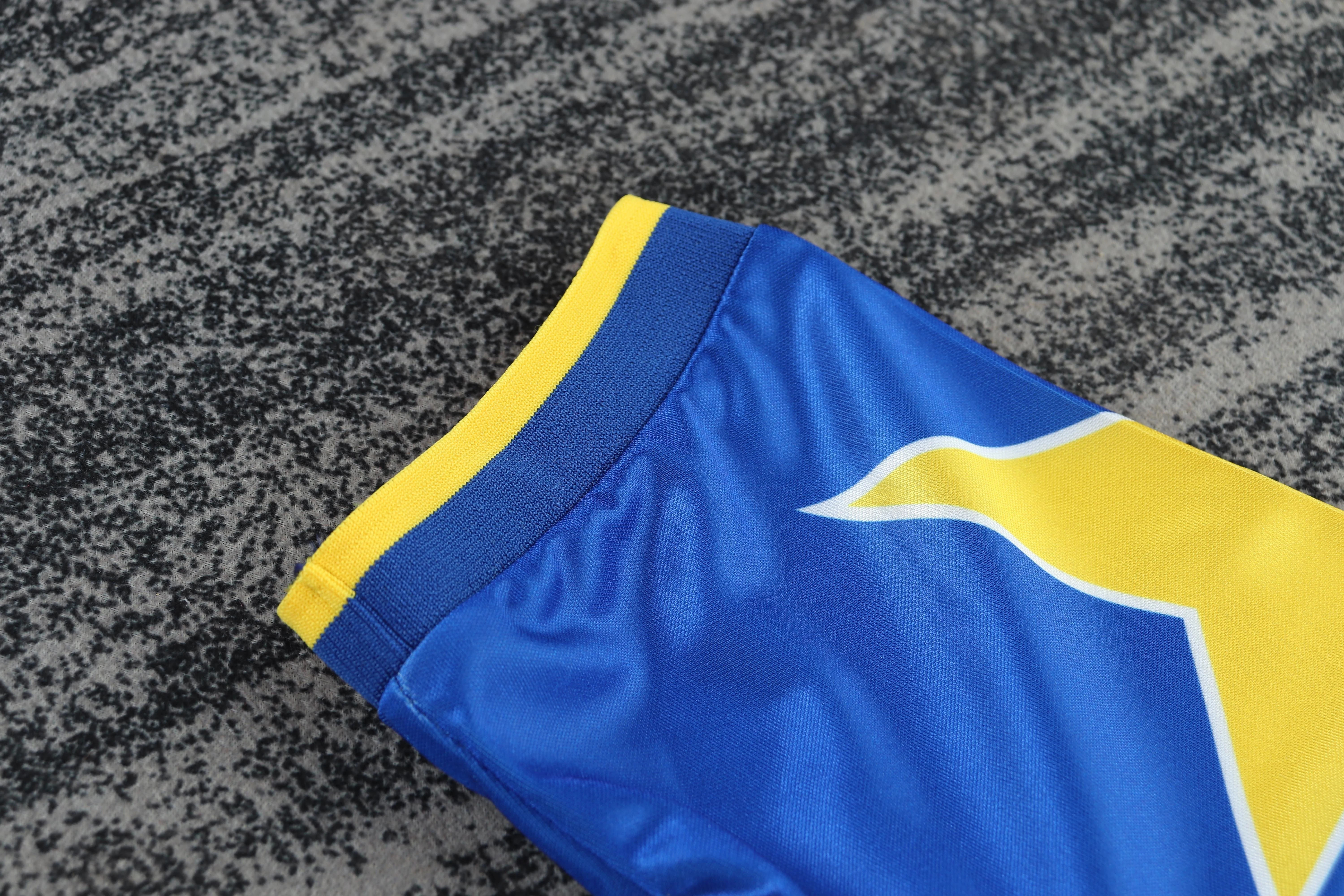 1995-96 Juventus Away Retro Jersey - Children's Size view 5
