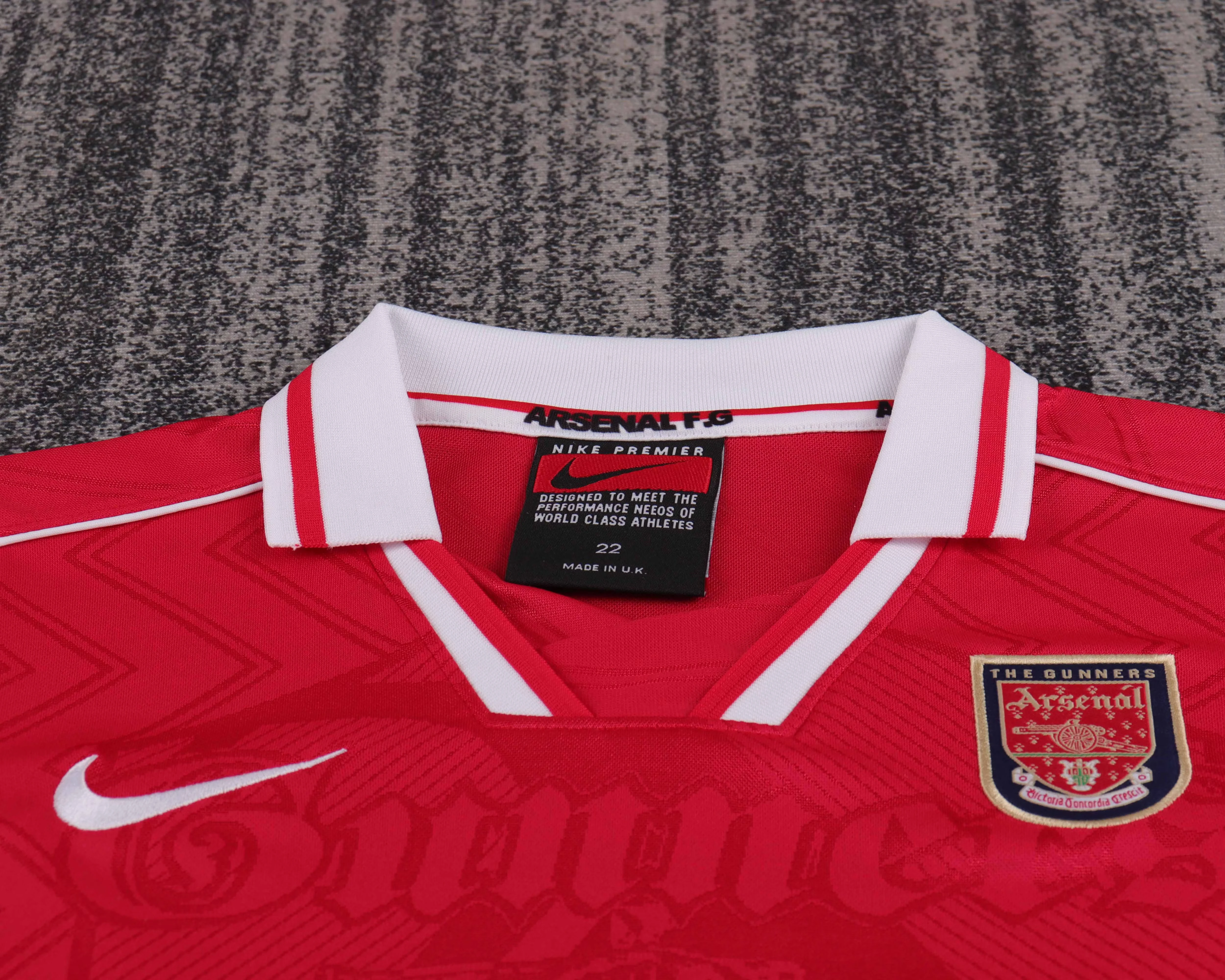 1996-97 Arsenal Home Retro Shirt - Kids view 9