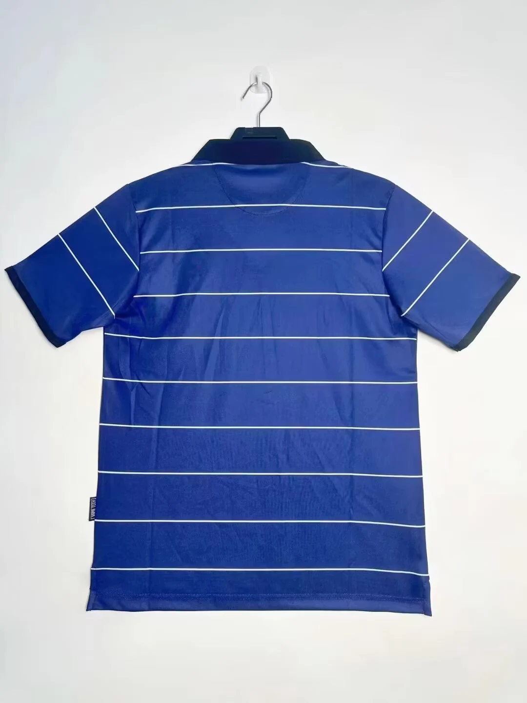 1999-00 Manchester United Away Retro Shirt view 2