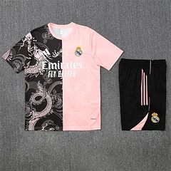 2025-26 Real Madrid black and pink short-sleeved training jersey view 17
