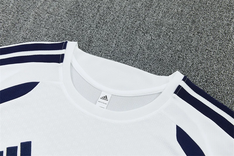 2026-27 Real Madrid White Short-Sleeve Training Jersey view 11