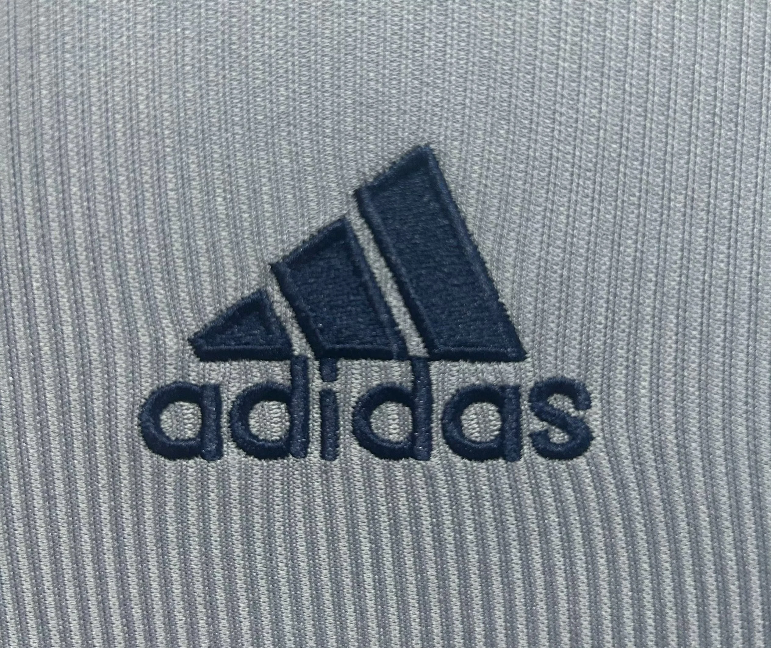 1998-99 Bayern Munich Away Retro Jersey view 6