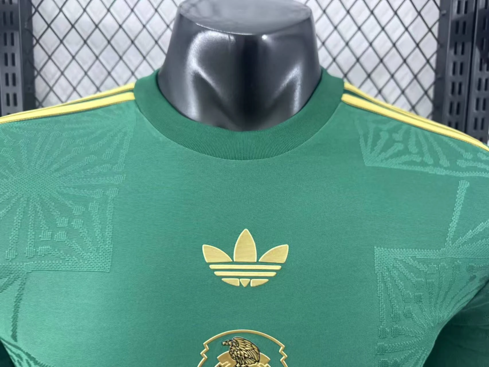 2025-26 Mexico Gold Cup Edition Long-Sleeve Jersey – Player Version view 3