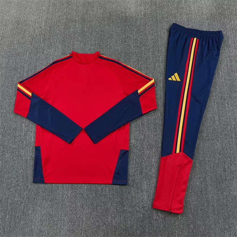2026-27 Spain Red Half-Zip Training Jersey (Two Stars) view 17
