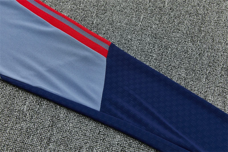 2026-27 Bayern Munich Dark Grey Half-Zip Training Jersey view 14