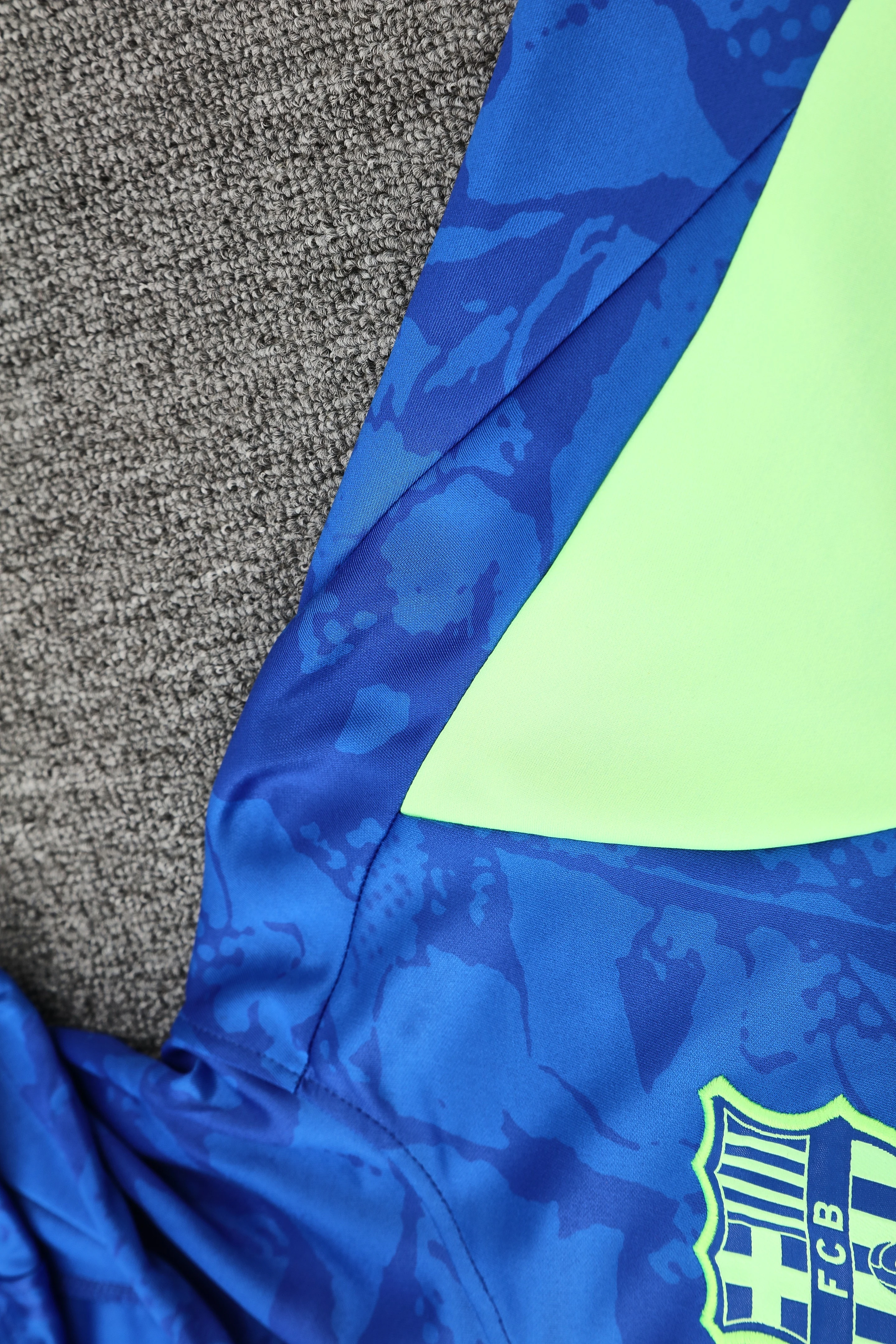 2025-26 Barcelona Blue Half-Zip Training Jersey view 9