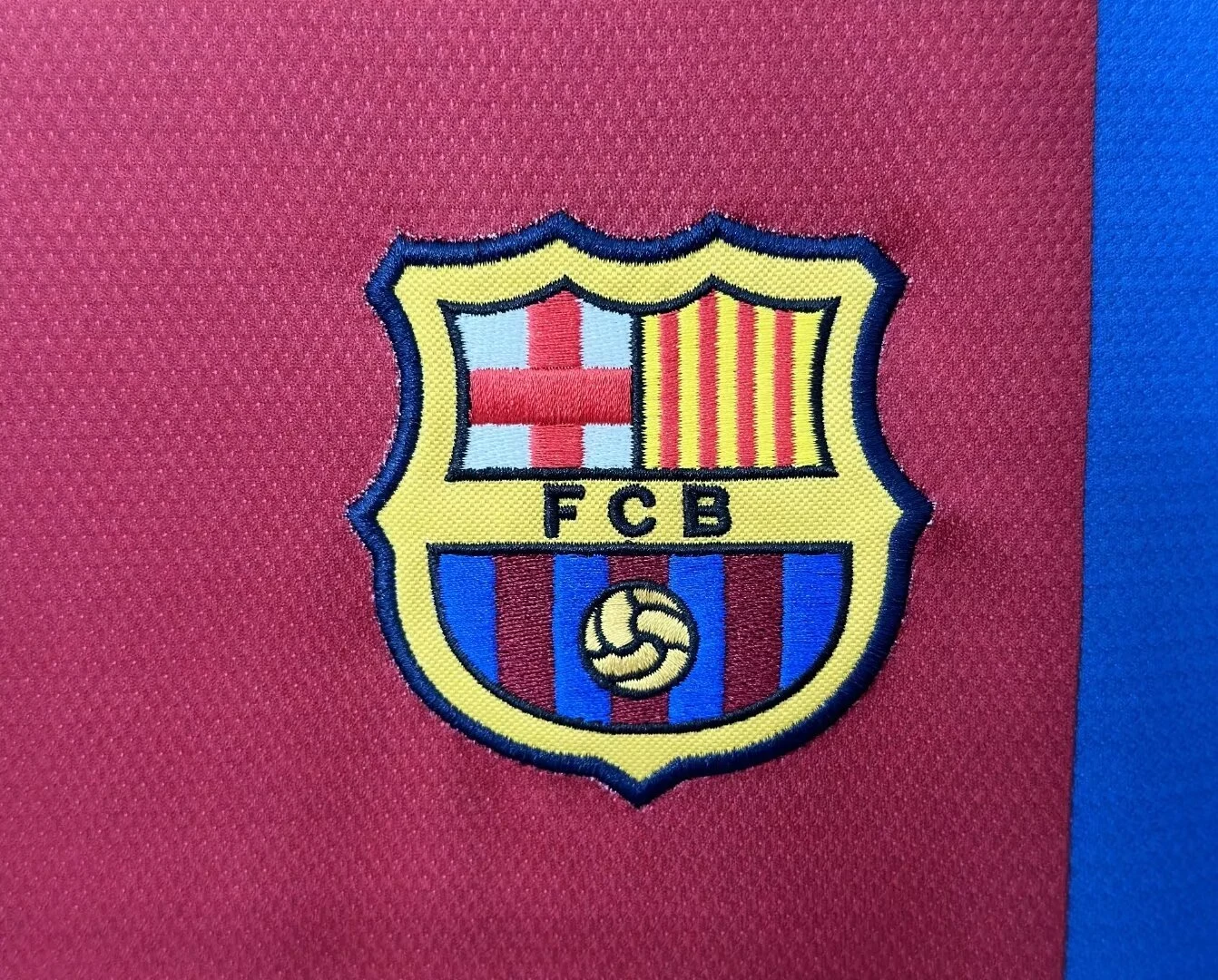 2006-07 Barcelona Home Retro Jersey view 9