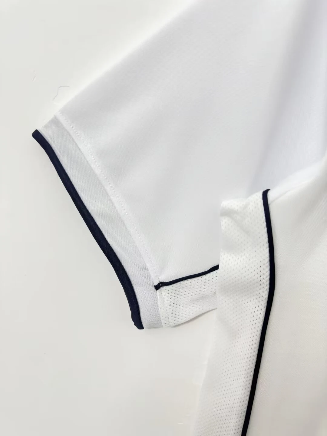2002 England Home Retro Jersey view 6