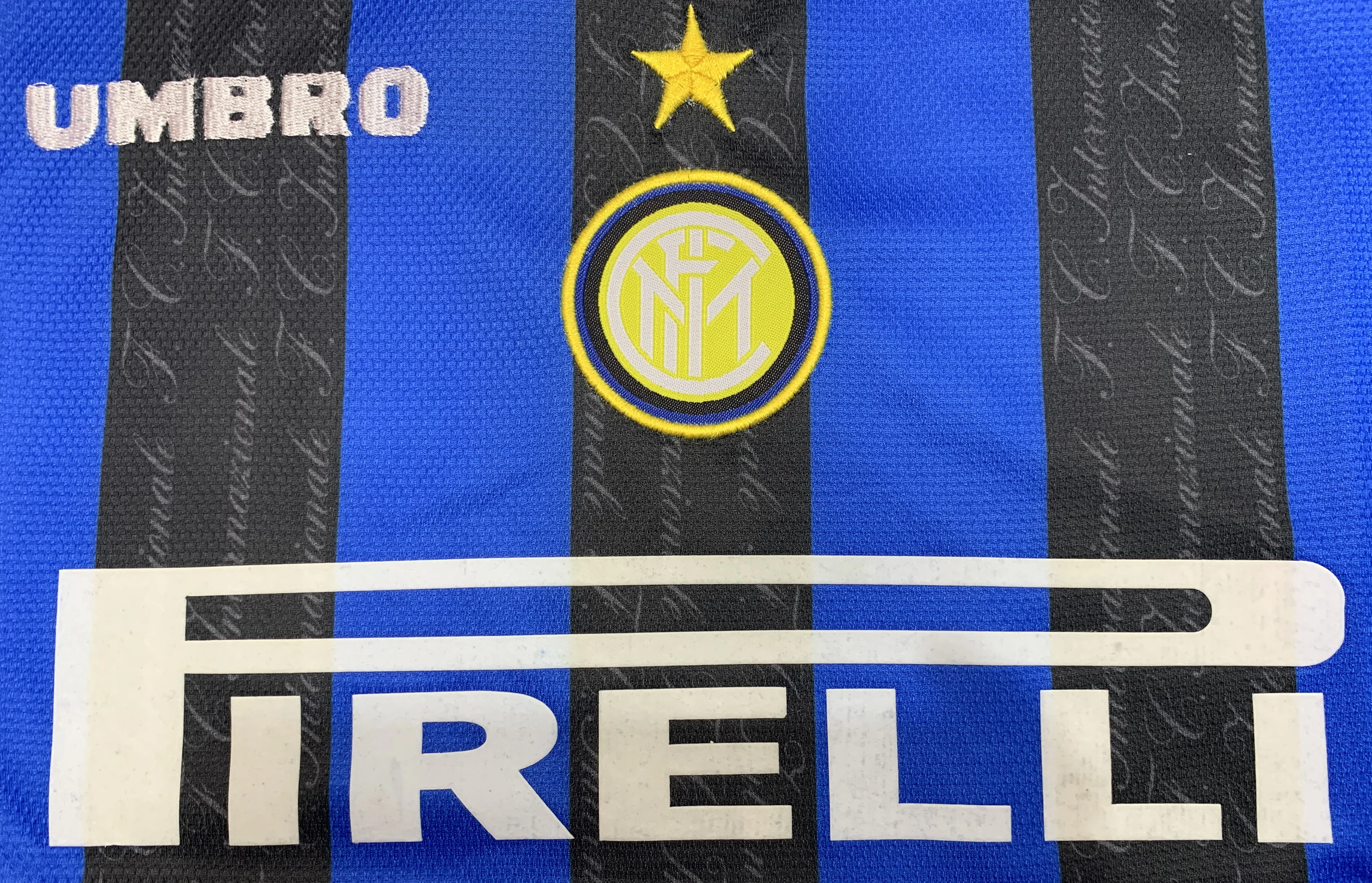 1997-98 Inter Milan home blue and black retro jersey view 3