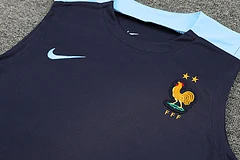 2024-25 France training vest view 8