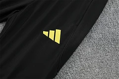 2025-26 Manchester United Black Half-Raised Training Jersey view 5