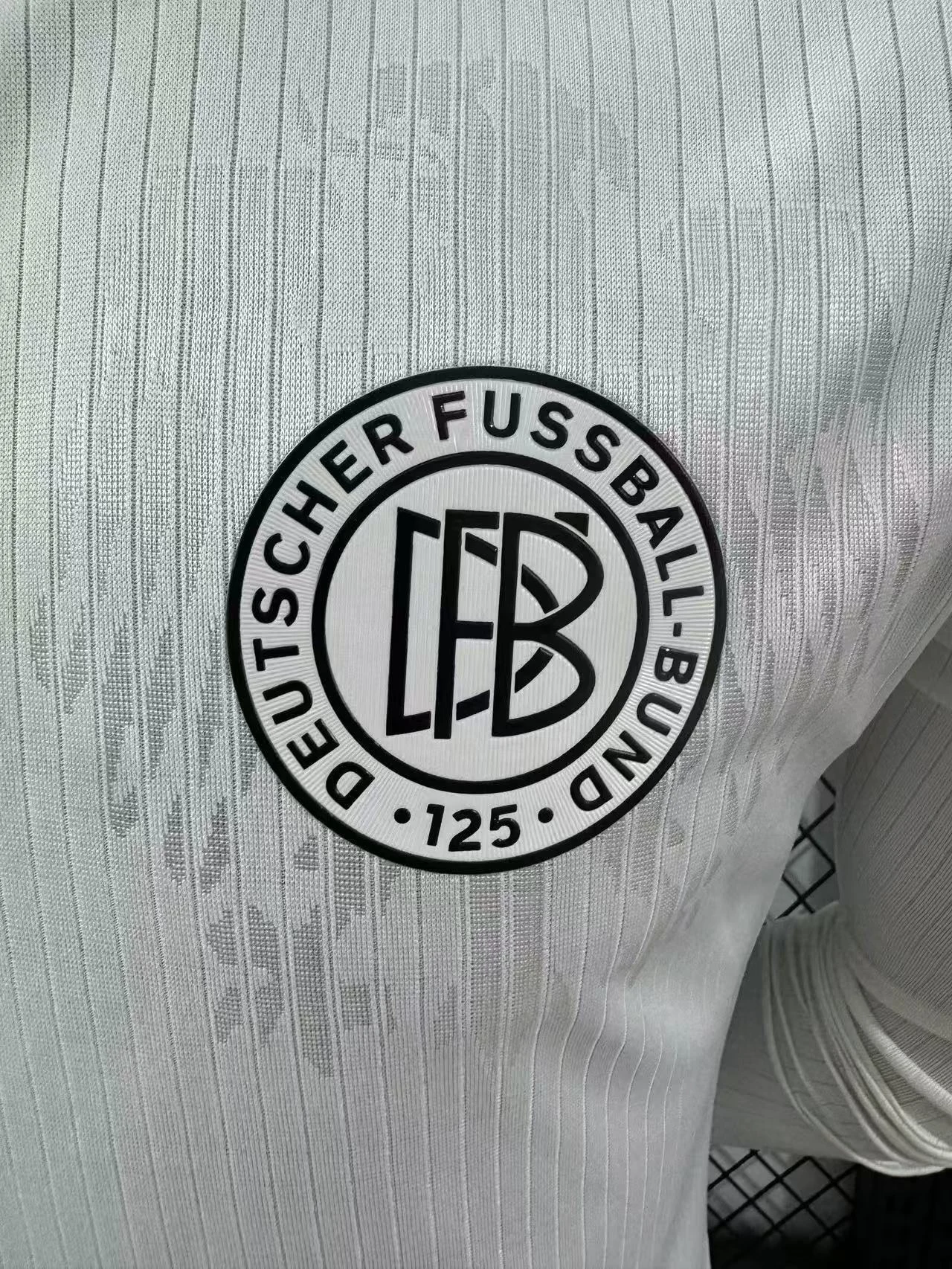 2025-26 Germany National Team 125th Anniversary Long-Sleeve Jersey – Player Version view 5