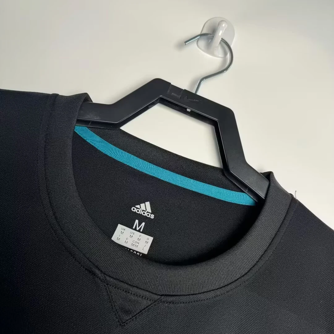 2017-18 Real Madrid Away Retro Jersey view 9