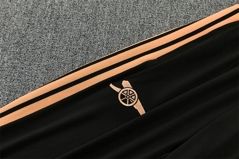2025-26 Arsenal Black Half-Zip Training Kit view 7