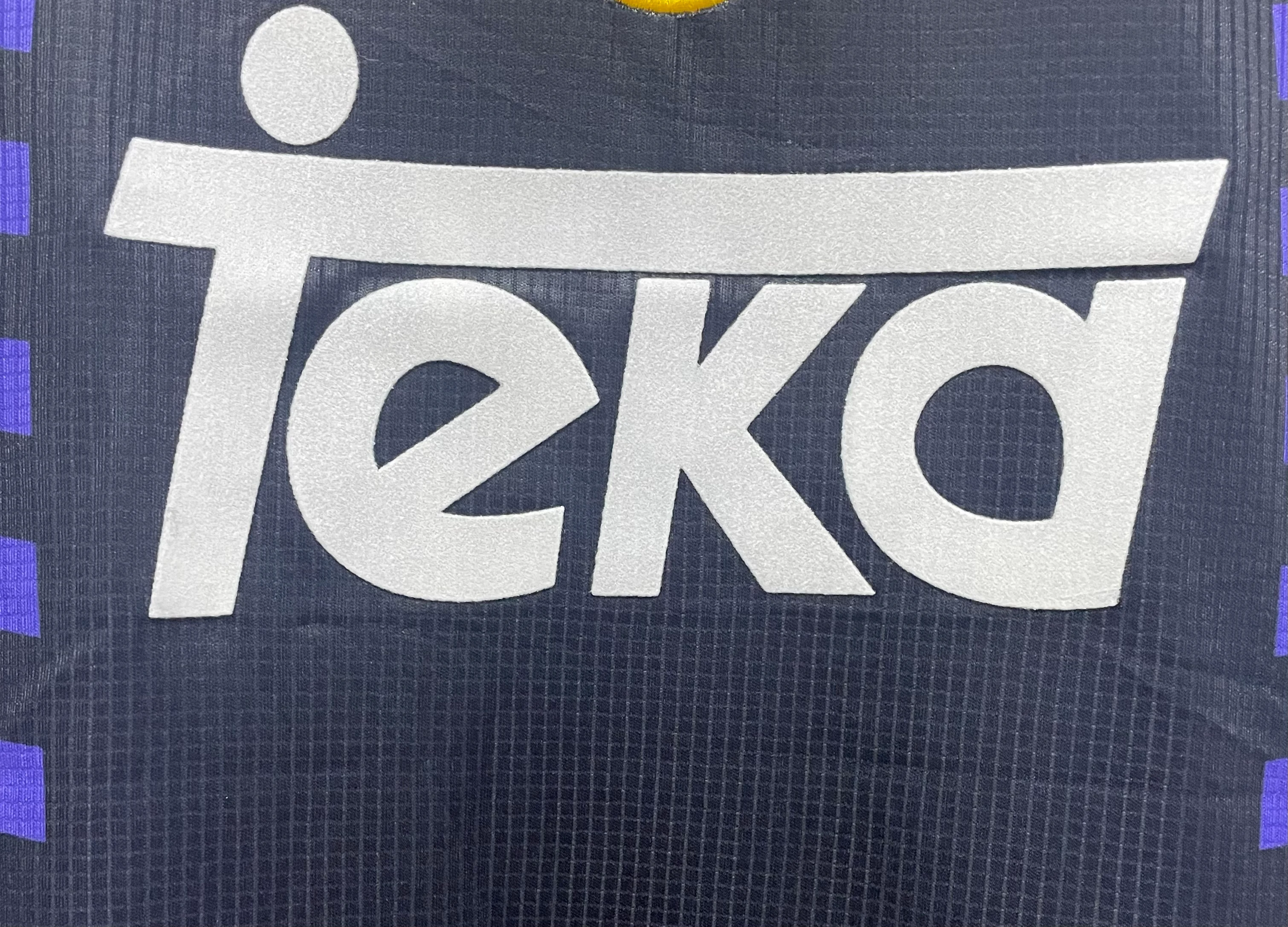 1997-98 Real Madrid Second Away Retro Jersey view 4