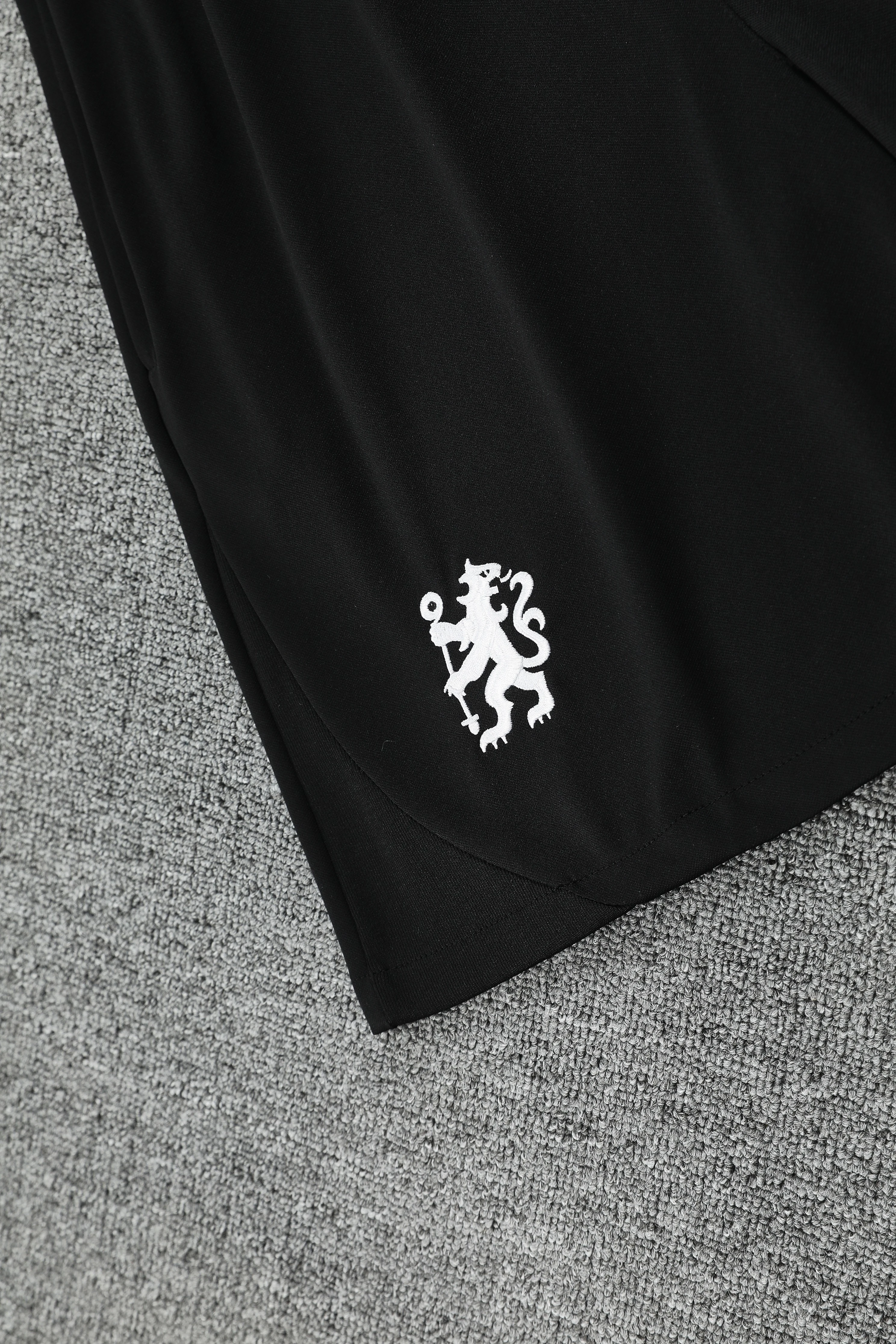 2025-26 Chelsea training vest jersey view 9