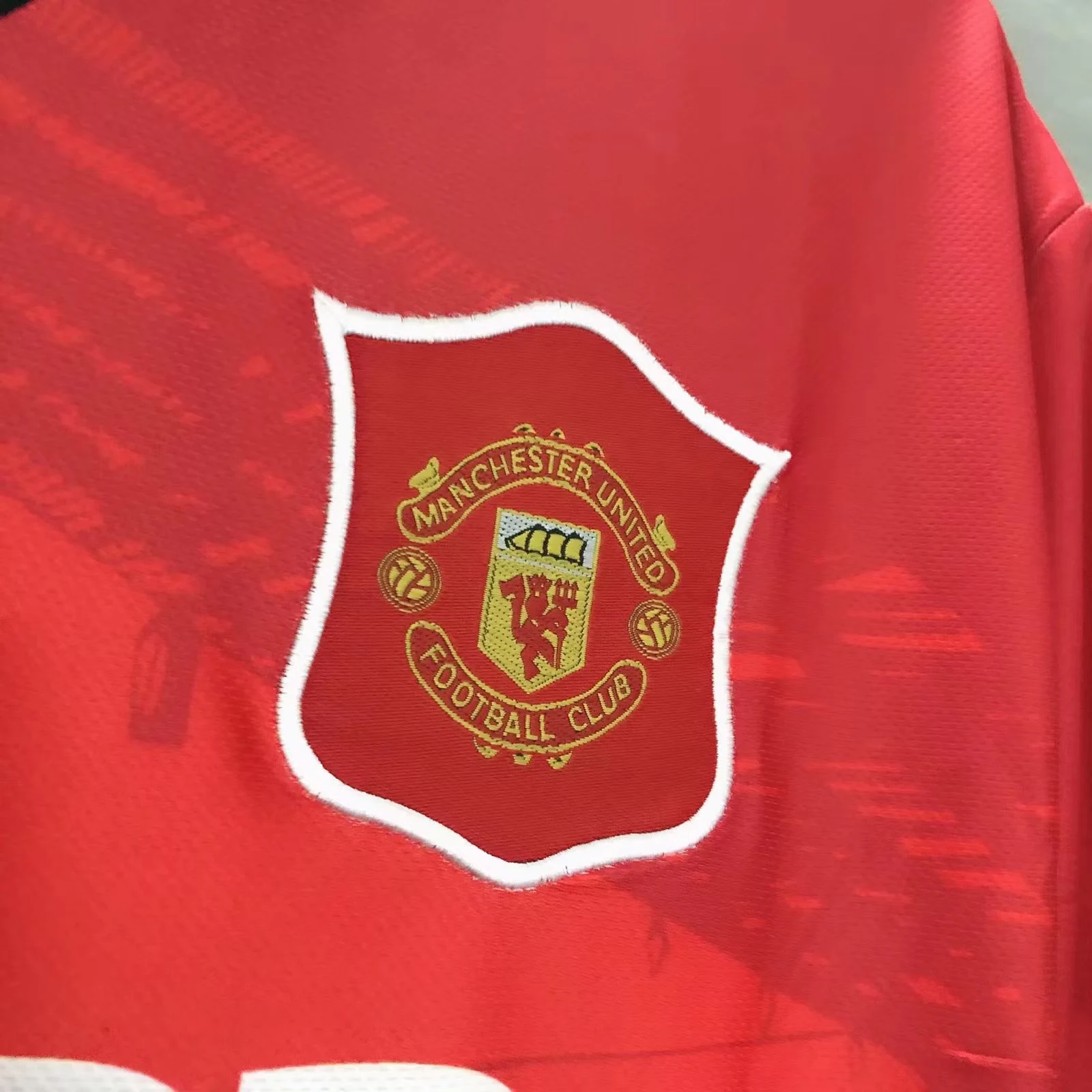 1994-96 Manchester United Home Retro Jersey view 3