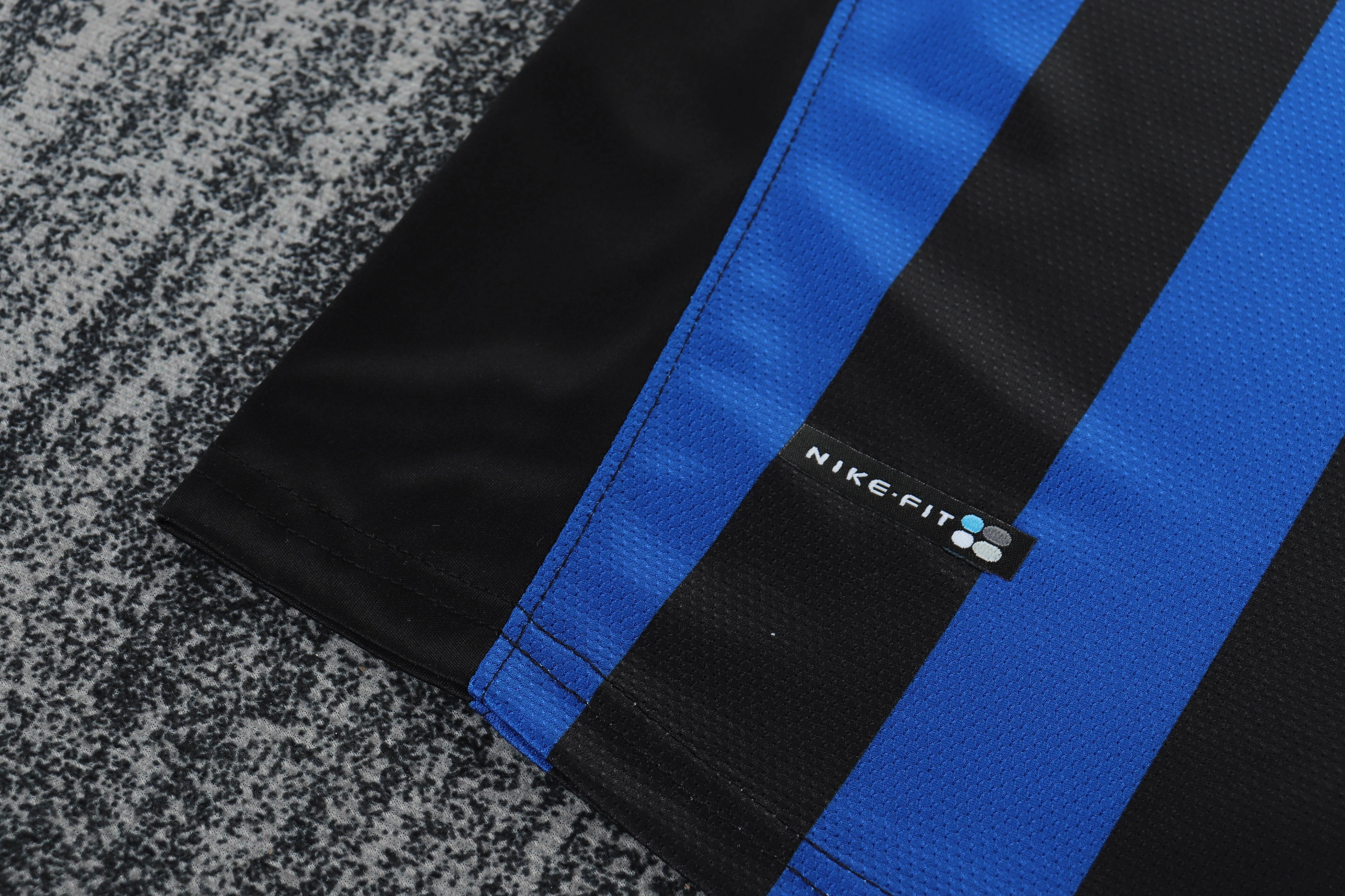 1998-99 Inter Milan Home Retro Jersey – Kids' view 7