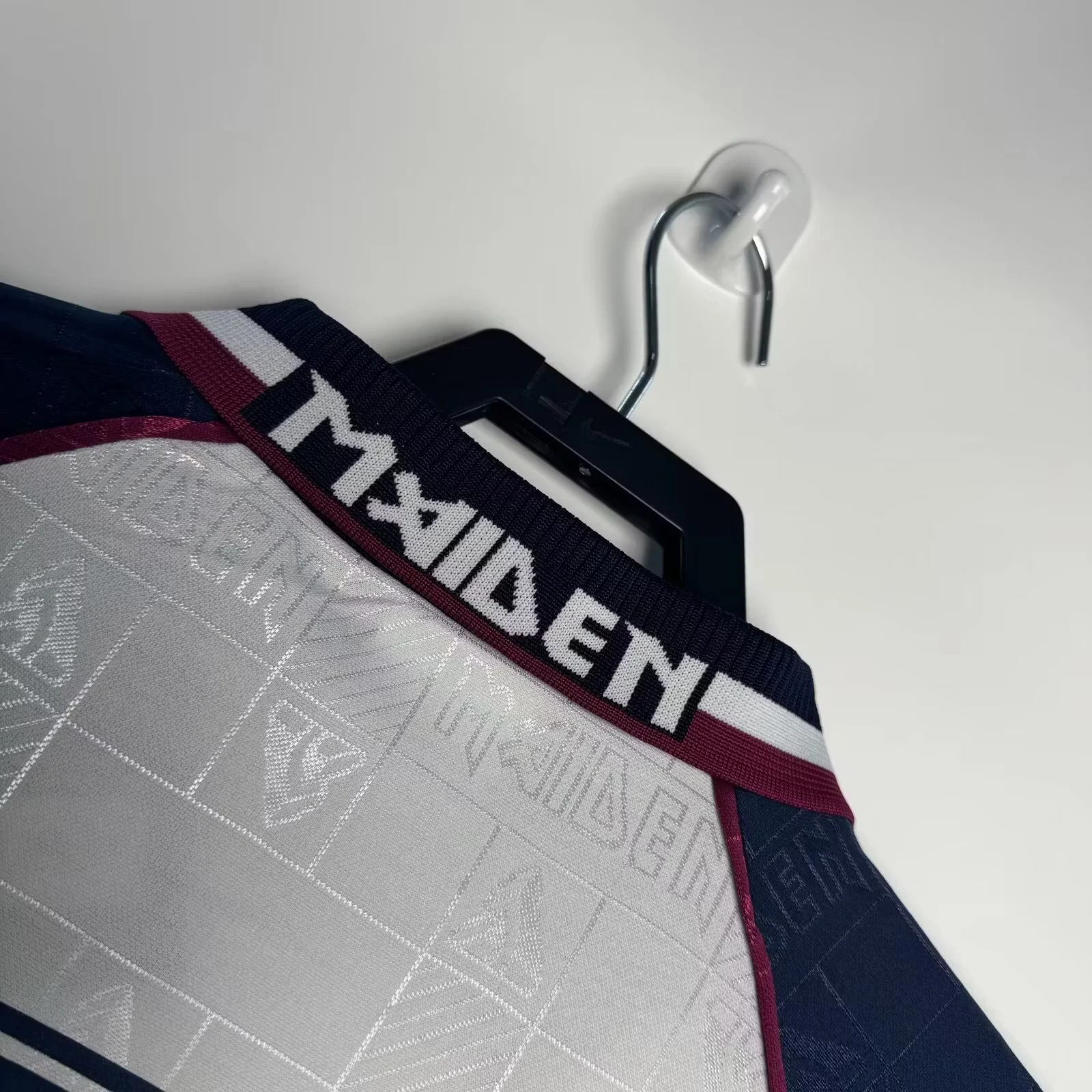 1999 West Ham United Away Retro Jersey view 5