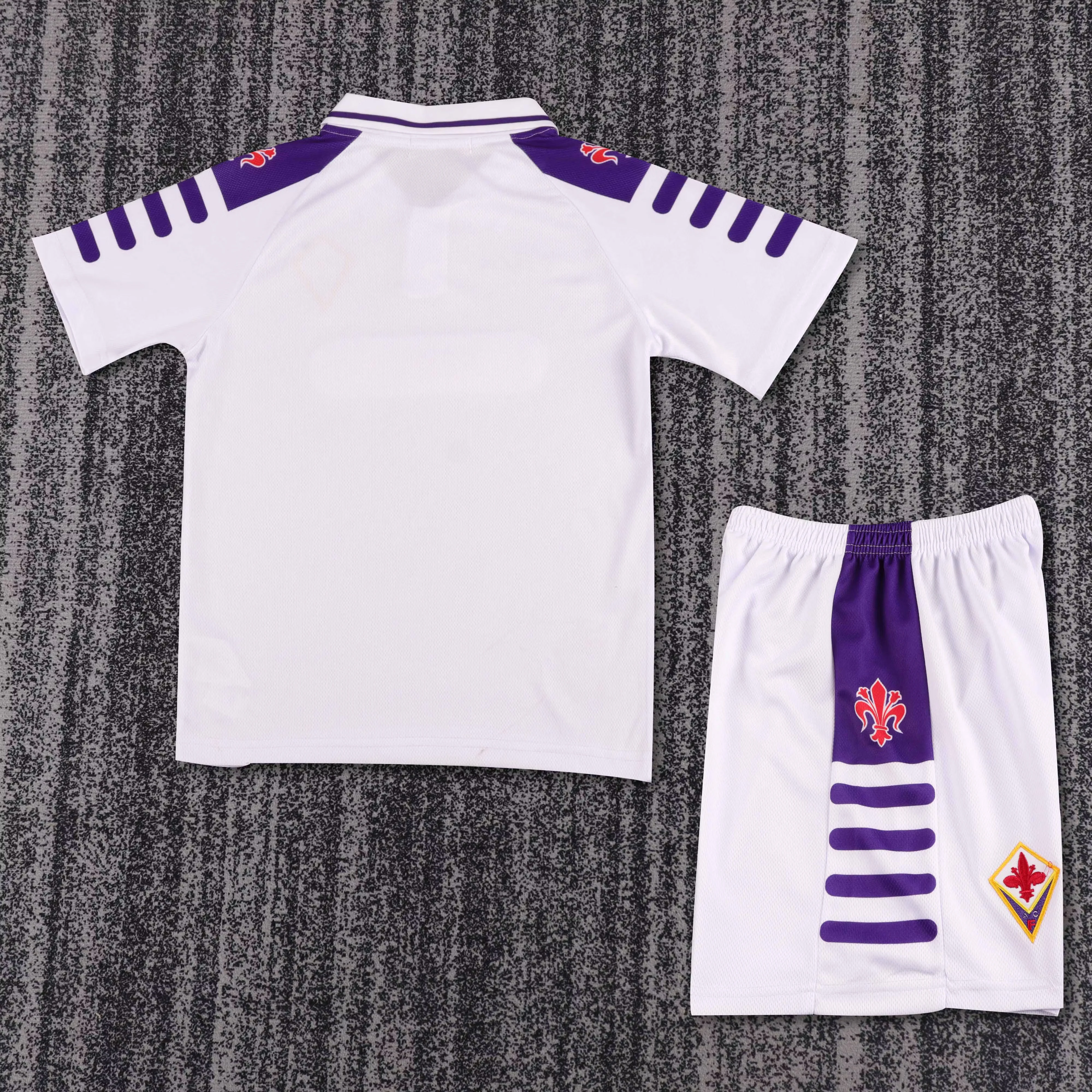 1998-99 Fiorentina Away Vintage Shirt - Kids view 2