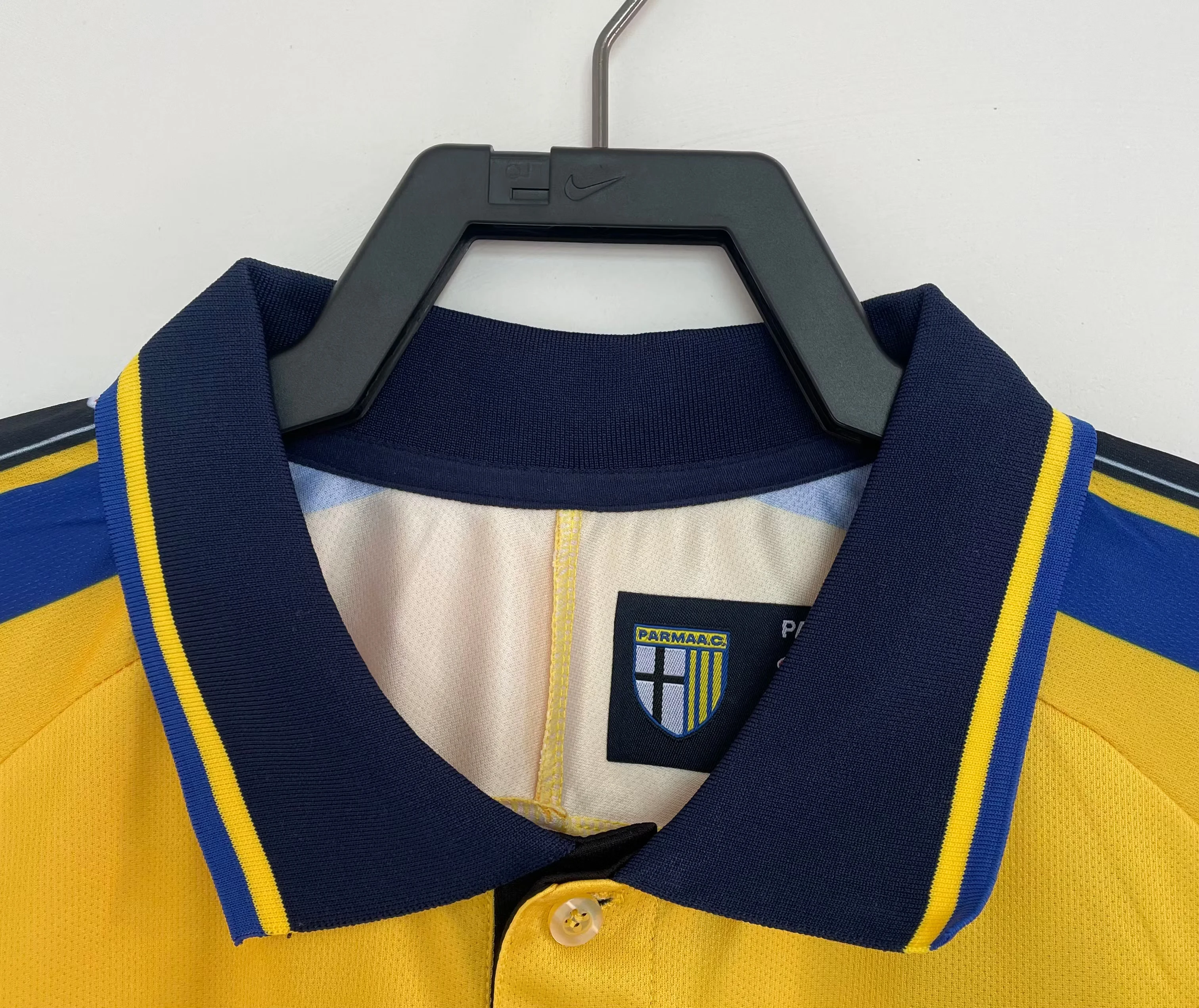 1999-00 Parma Home Retro Jersey view 6