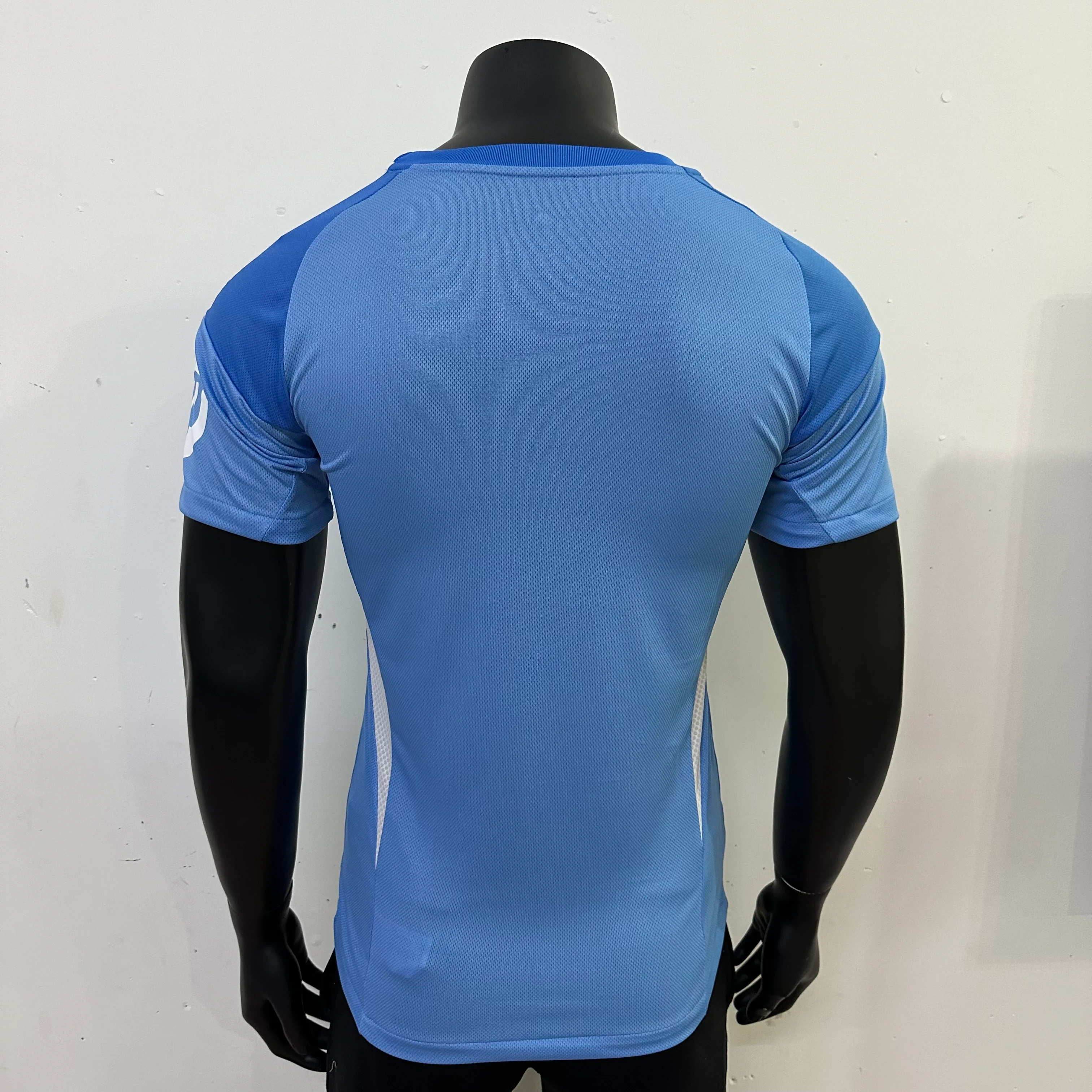 2025-26 Real Madrid Goalkeeper Jersey — Player Version view 2
