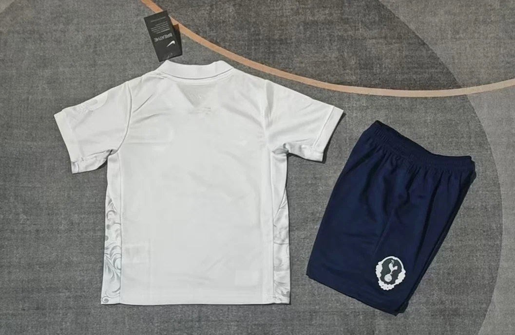 2026-27 Tottenham Hotspur 125th Anniversary Kit – Kids' Version view 2