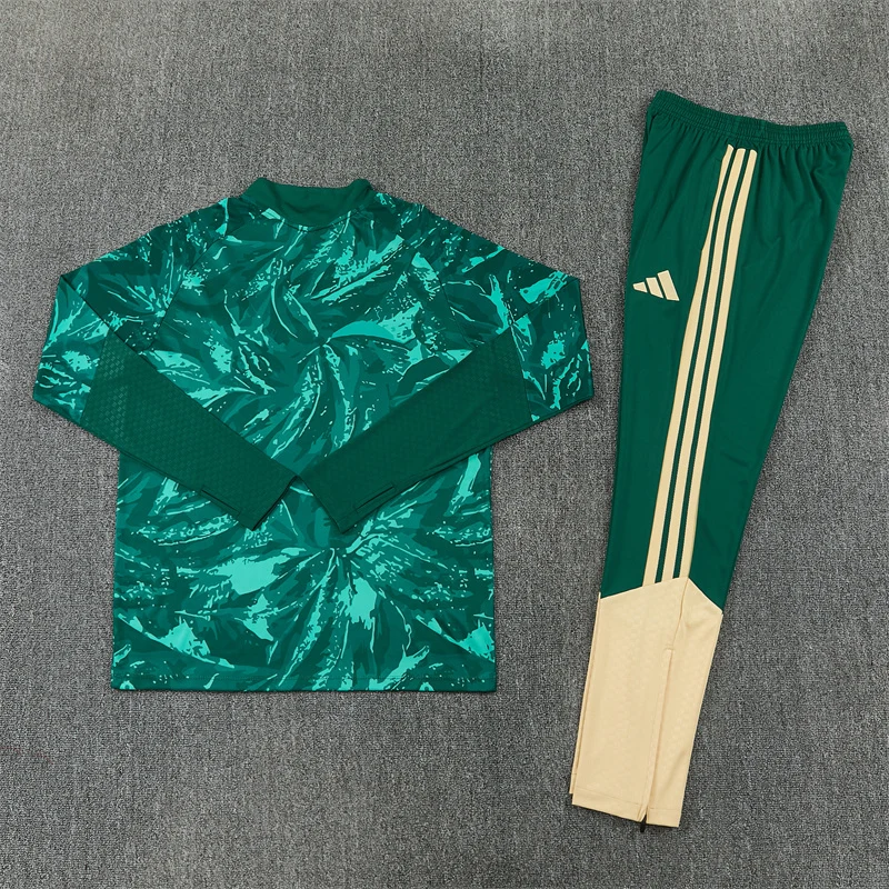 2026-27 Real Madrid Green Half-Zip Training Jersey view 16