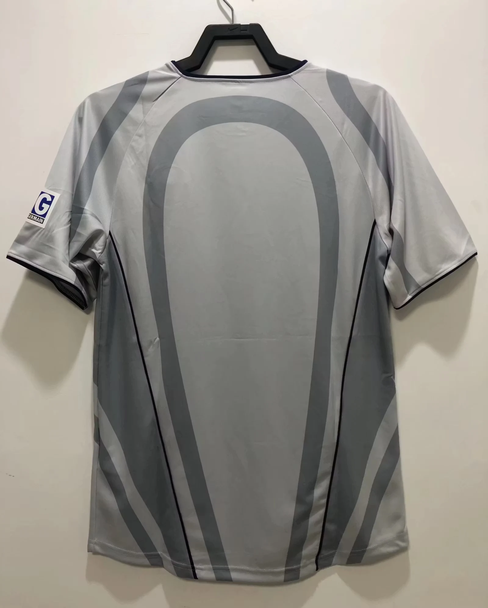 2001 Paris retro away jersey view 2