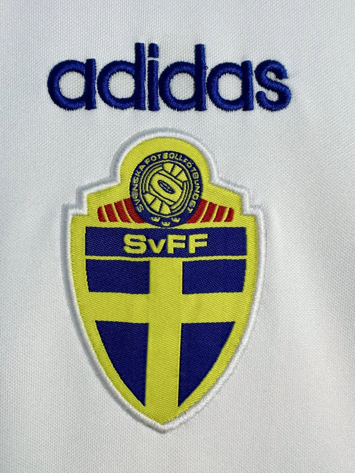 1994 Sweden Away Retro Jersey view 3