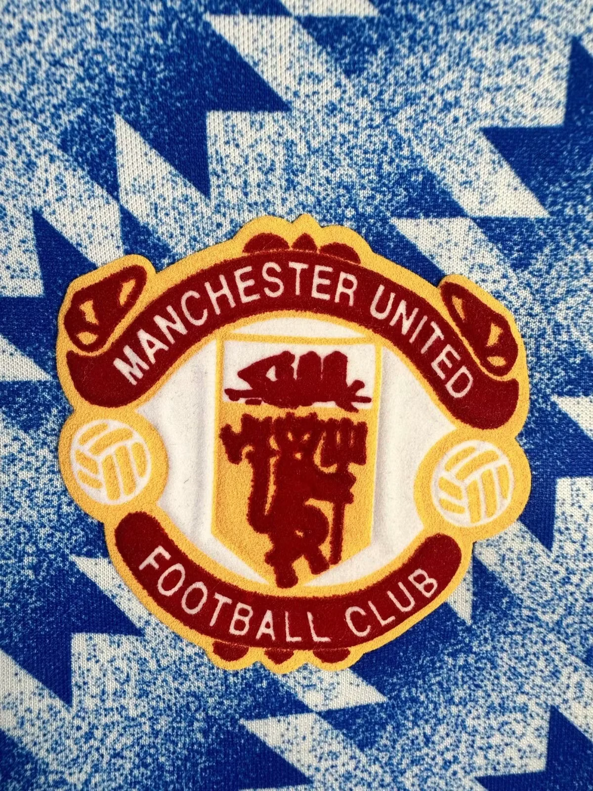 1990-92 Manchester United Away Long Sleeve Retro Shirt view 4
