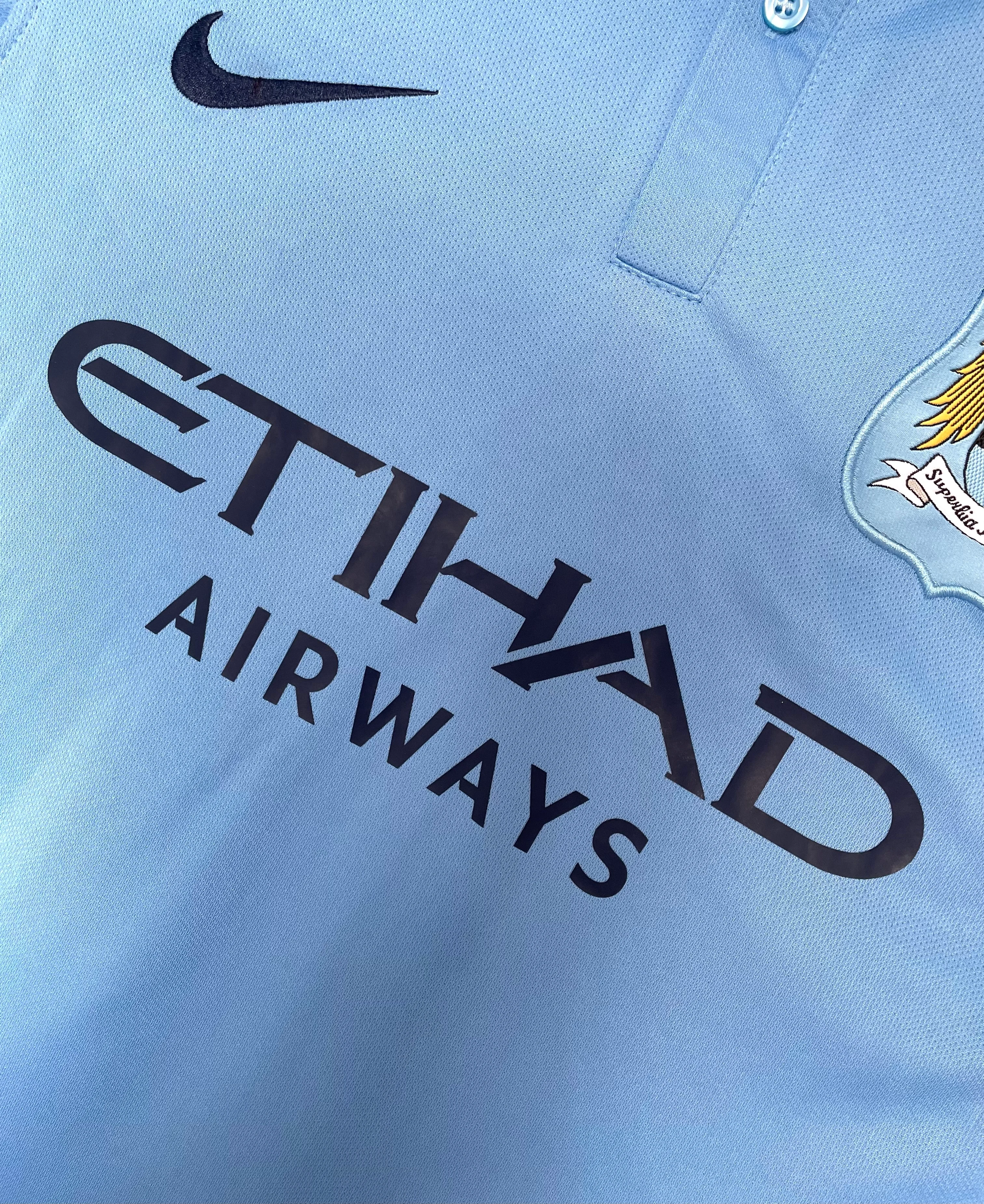 2015-16 Manchester City Retro Home Jersey view 6