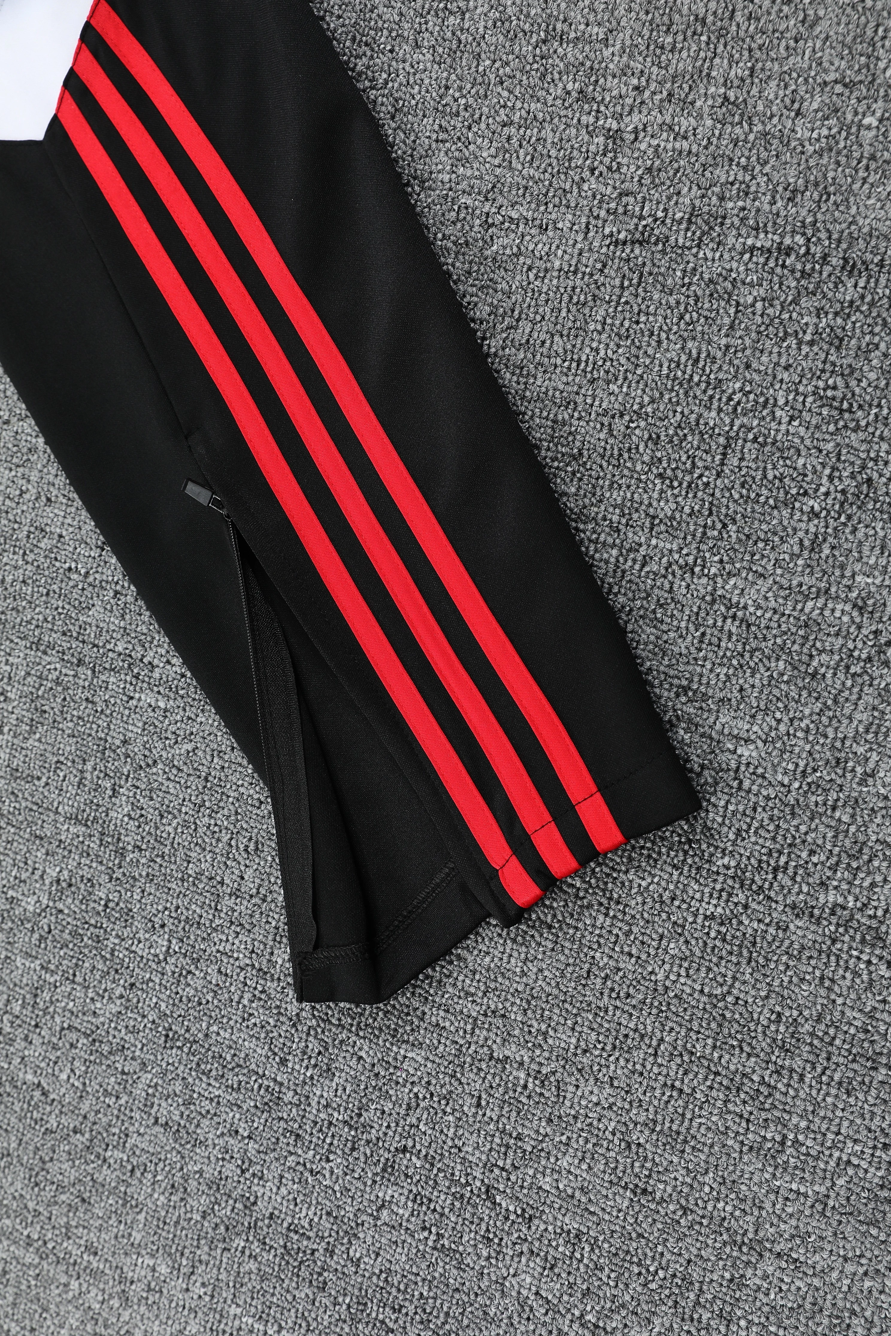 2025-26 Manchester United Black and Red Training Hooded Jersey view 8