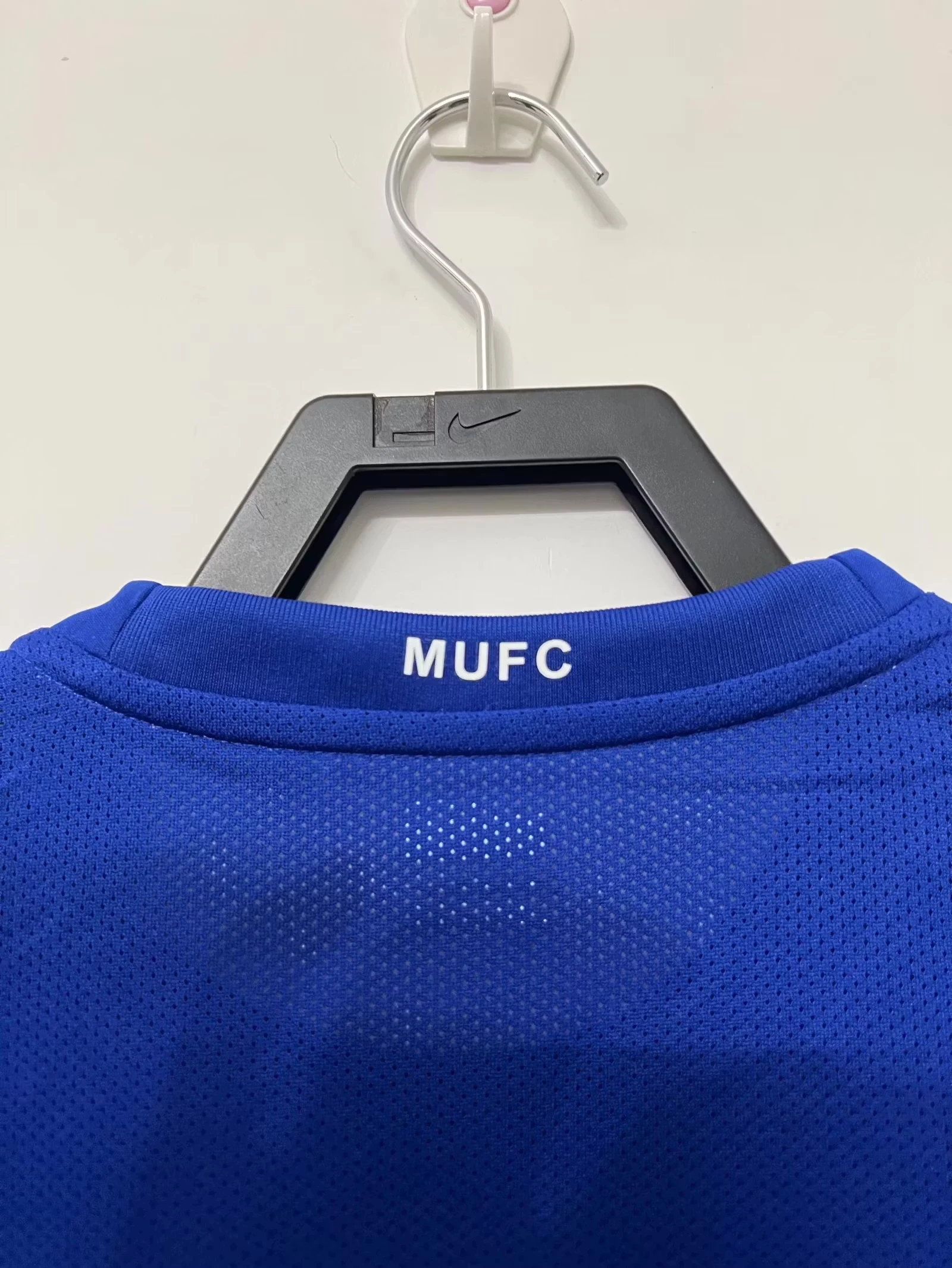 2008-09 Manchester United second away blue retro jersey view 7