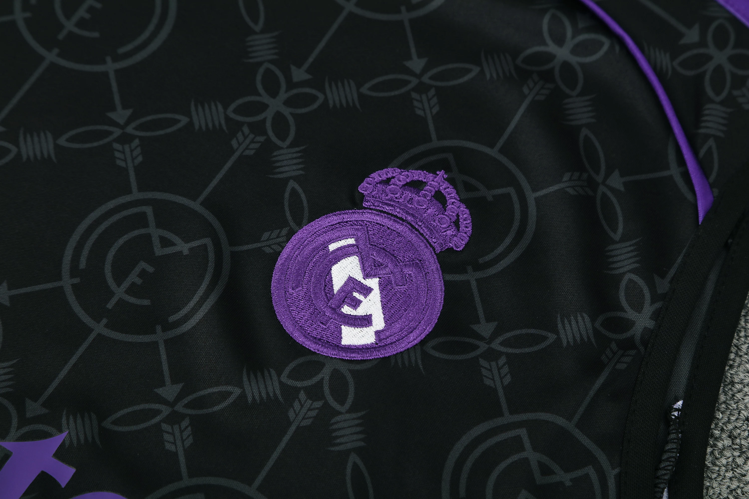 2025-26 Real Madrid Training Vest Jersey view 8