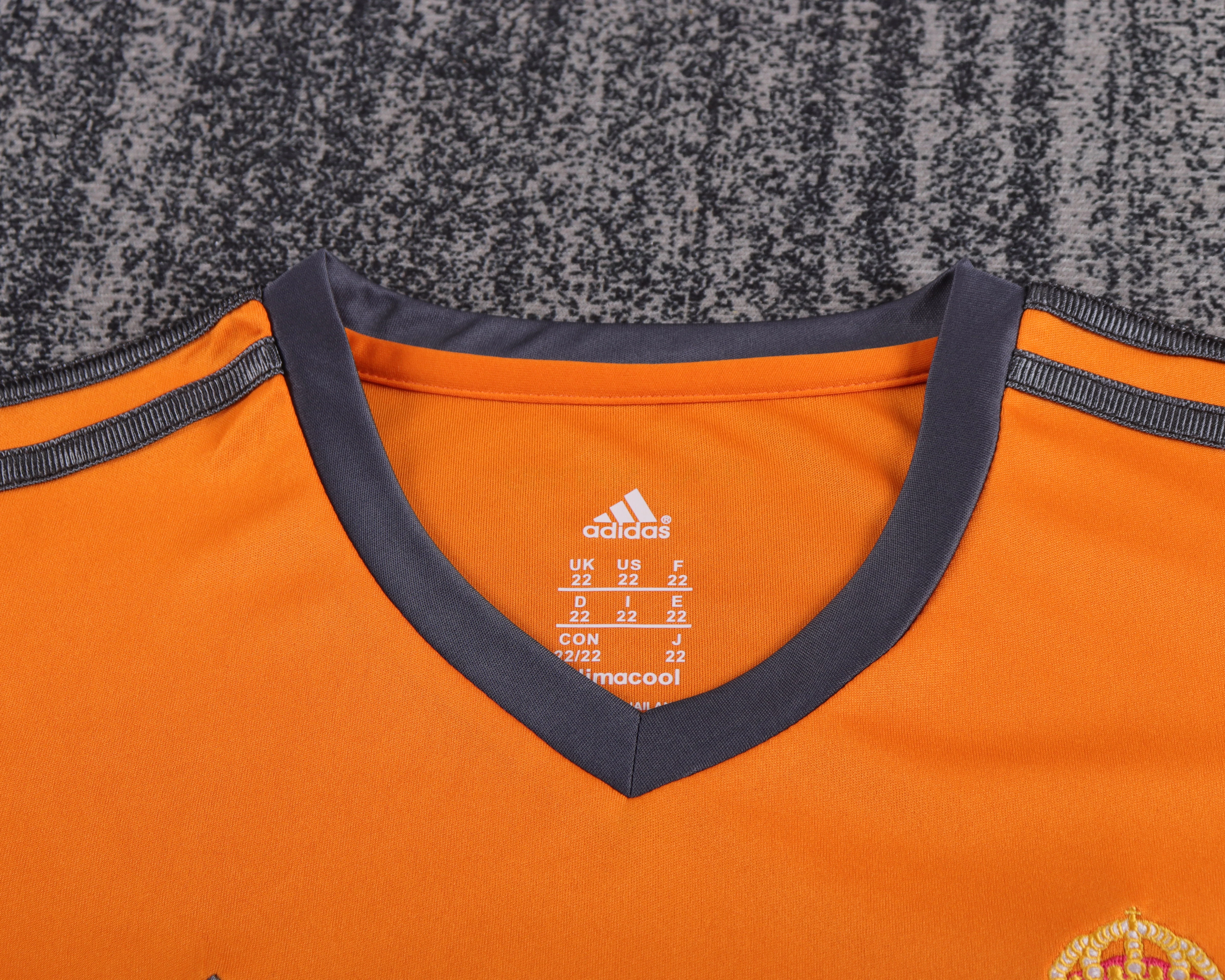 2013-14 Real Madrid Away Shirt - Kids Sizes view 13