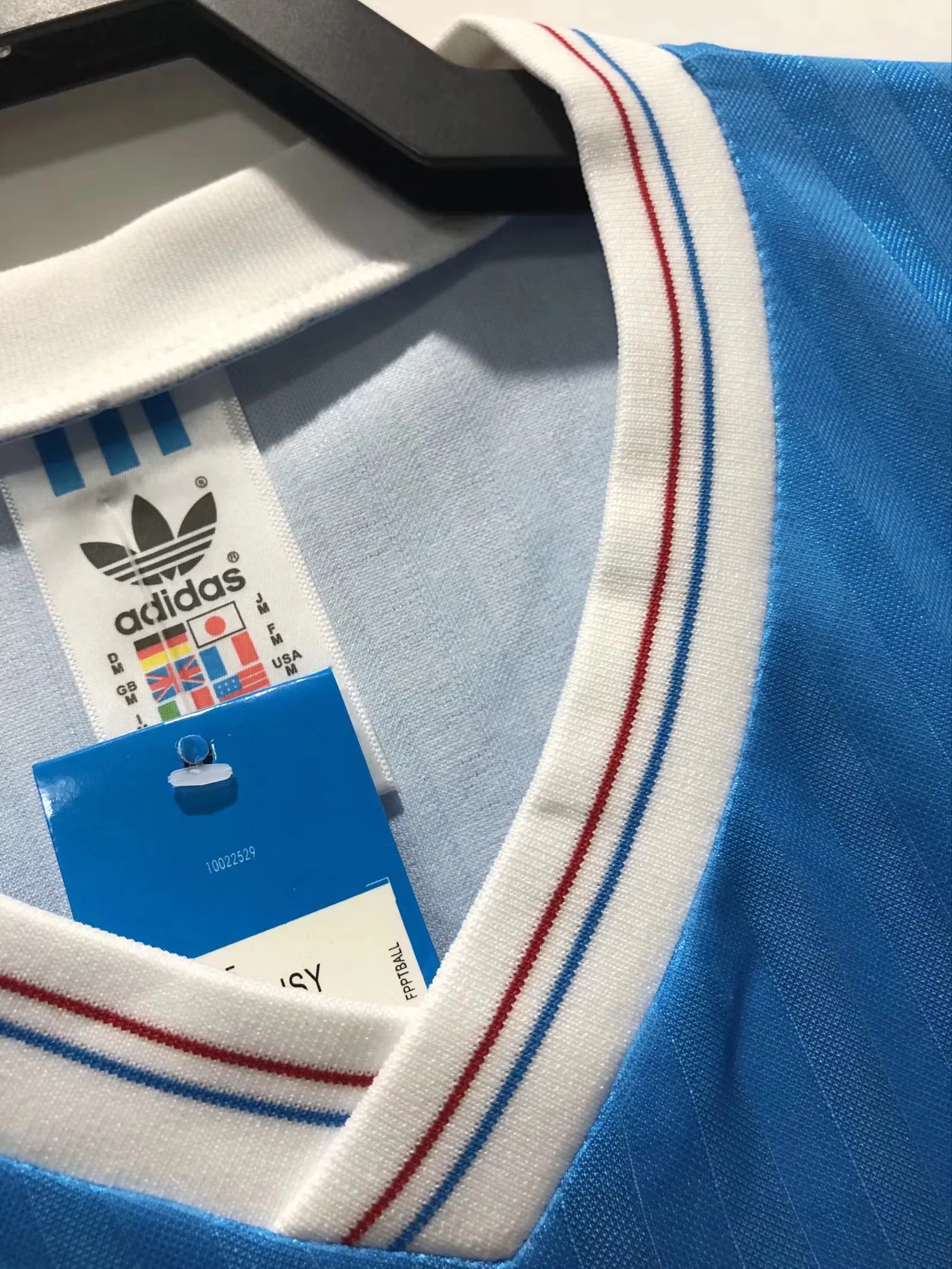 1990 Marseille Away Retro Jersey view 4