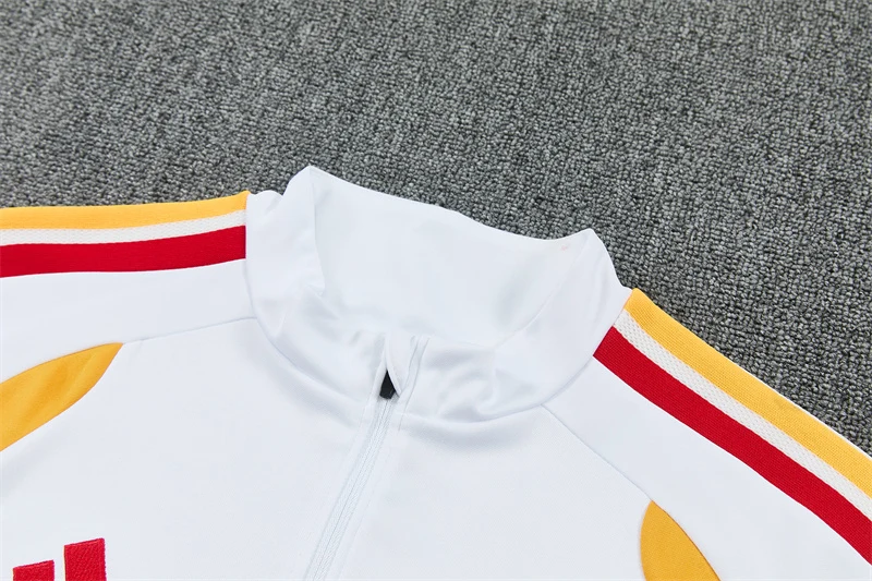 2026-27 Spain White Half-Zip Training Jersey (Two Stars) view 9