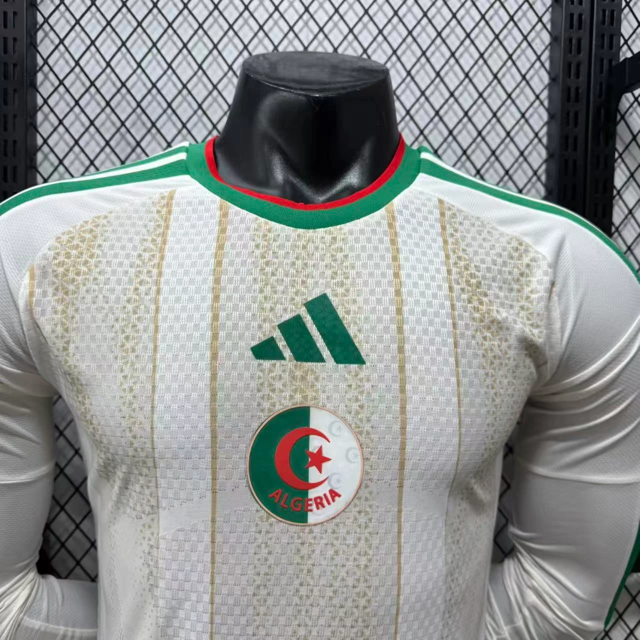 2026-27 Algeria Home Long-Sleeve Jersey - Player Version view 3